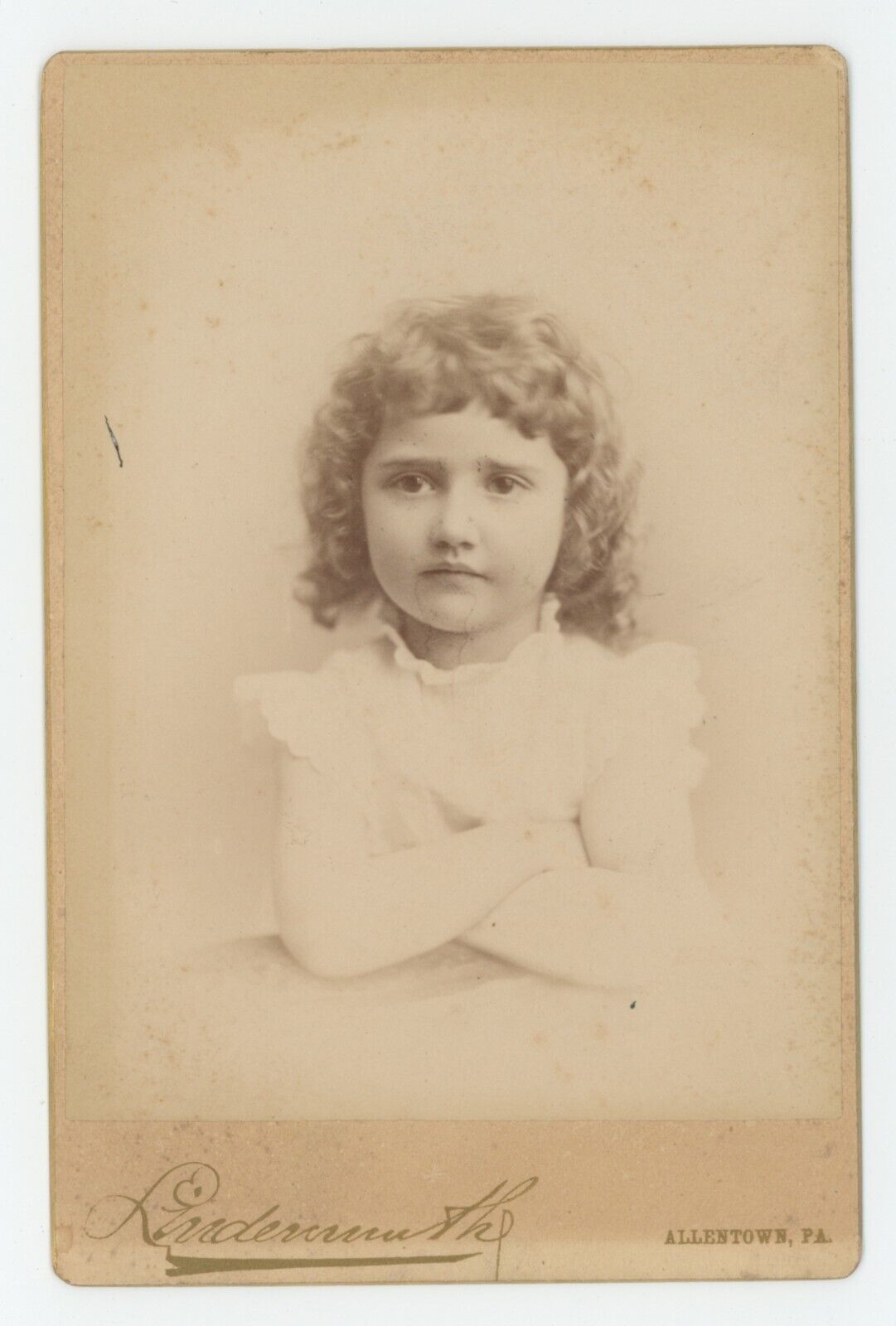 Antique c1880s Cabinet Card Adorable Little Girl With Curly Hair Allentown, PA