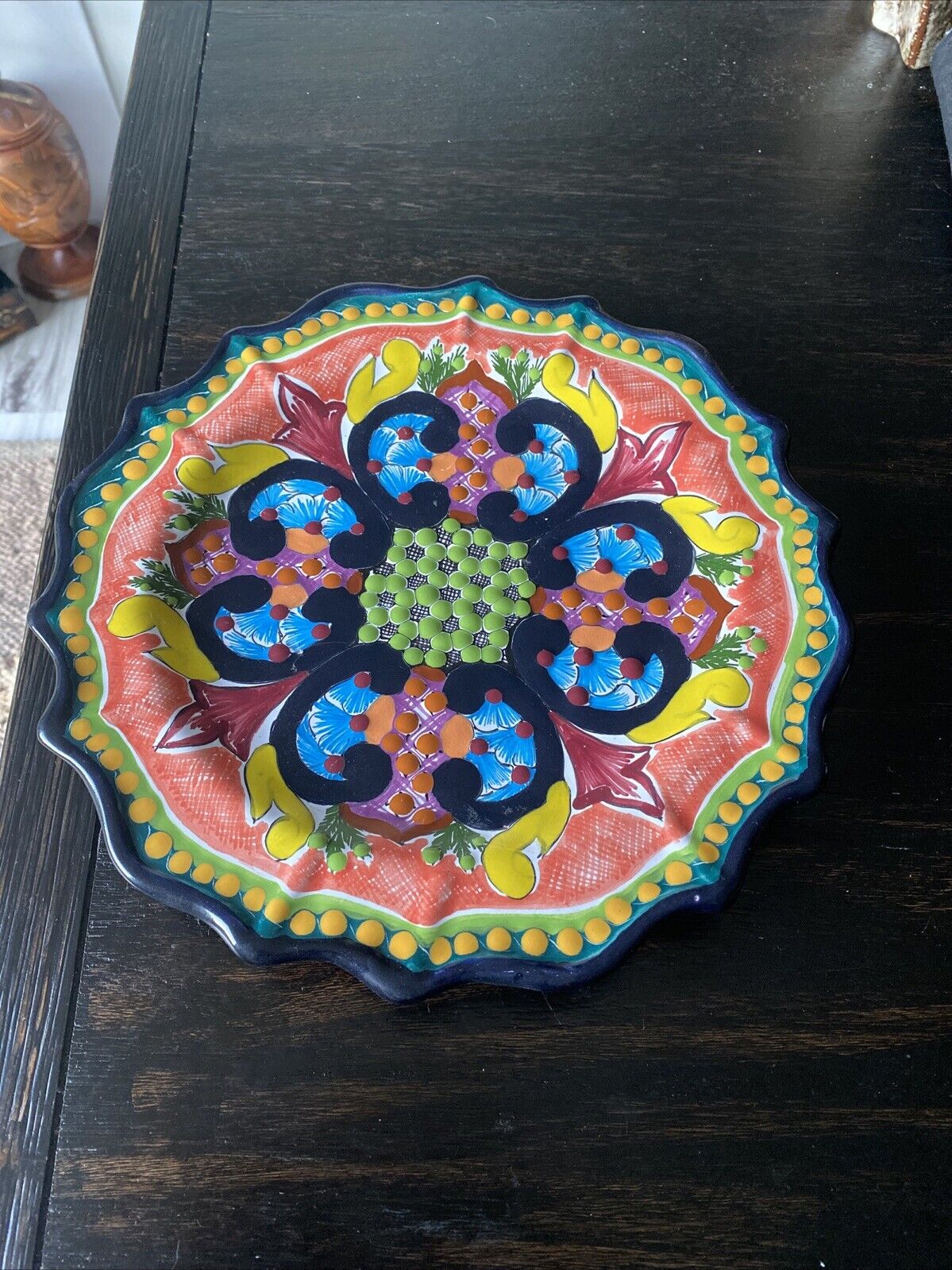 HERNANDEZ Puebla Mexico Talavera Signed Pottery Plate 12 3/4” Bright Color-Great