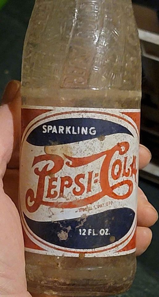 Rare Vintage 1946 Pepsi Bottle Glass (hard to find)