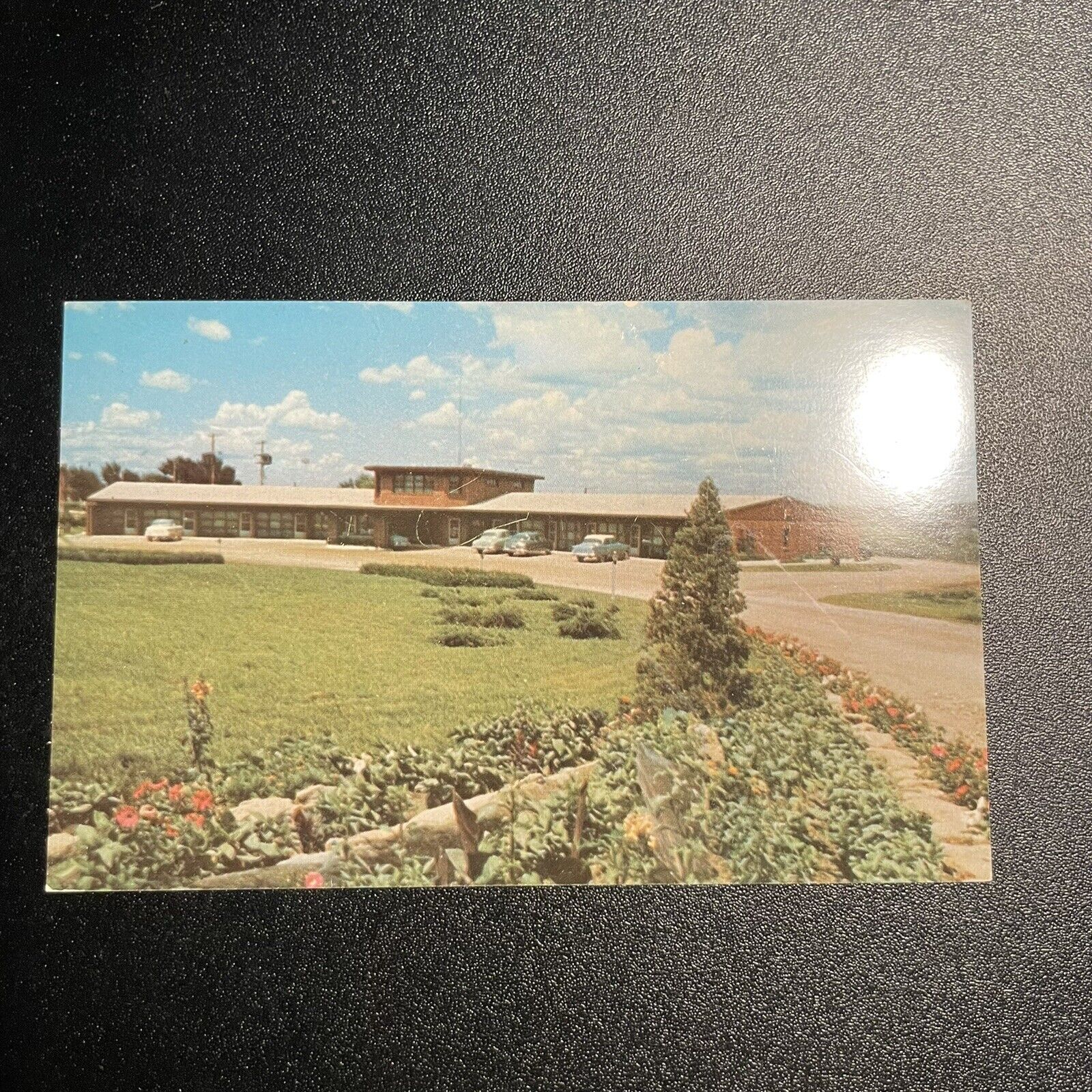 Topeka Kansas Meadow Acres Motel Exterior Cars Vintage Postcard