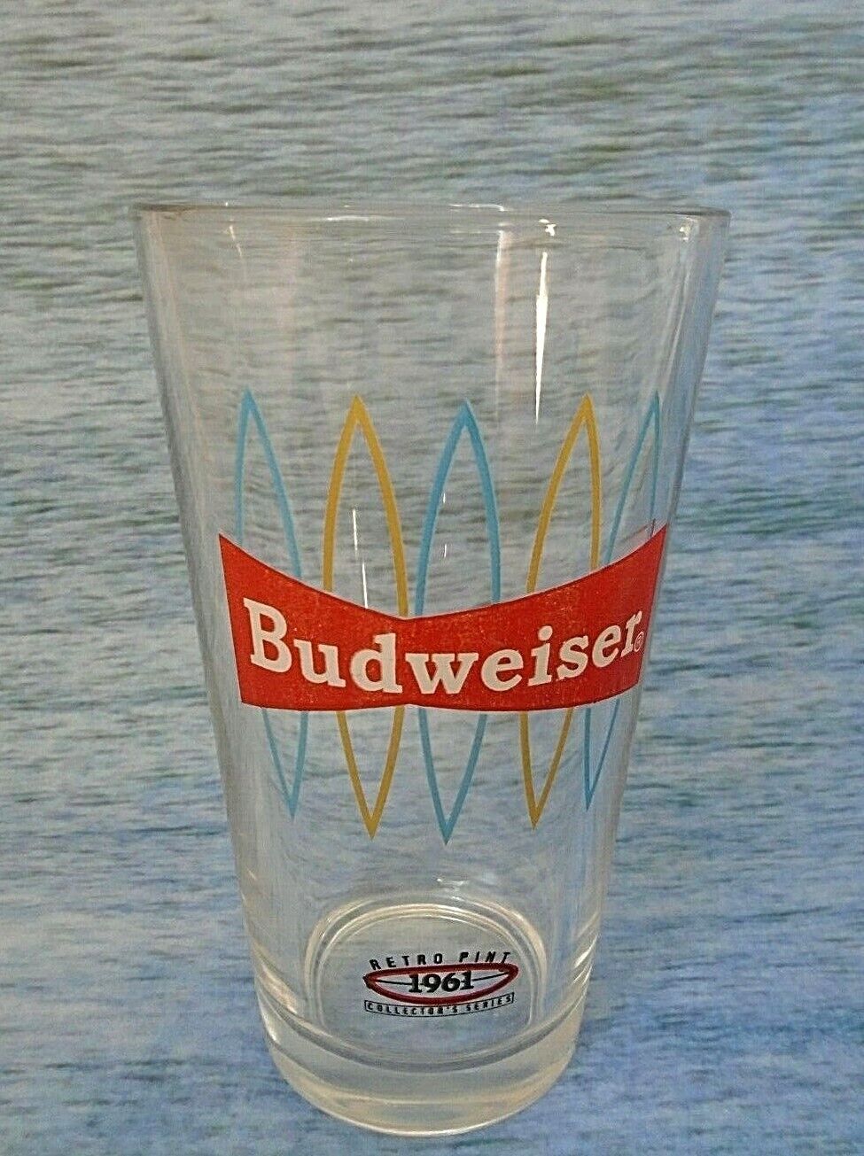 Budweiser Retro 1961 Surfboards Pint Beer Glass Collectors Series