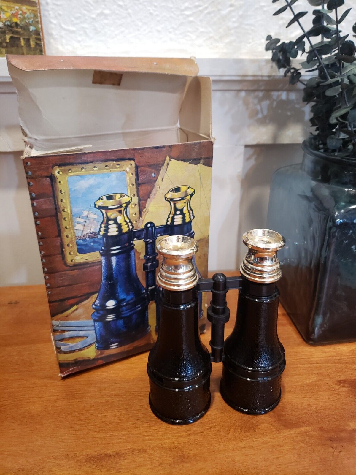Vintage Avon Marine Binoculars Decanter with Tribute Cologne and After Shave 40z