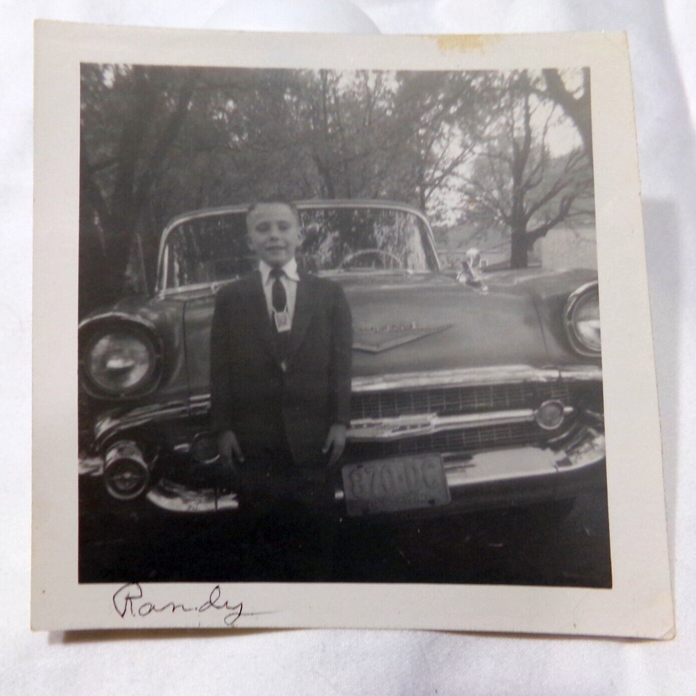 Lot of 9 Polaroid Photos of OLD CARS w/ PEOPLE B/W Couples Children Families
