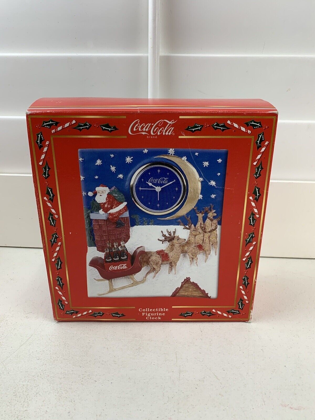 Vintage 1998 Coca-Cola Collectible Mantle Christmas Clock Santa & Reindeer