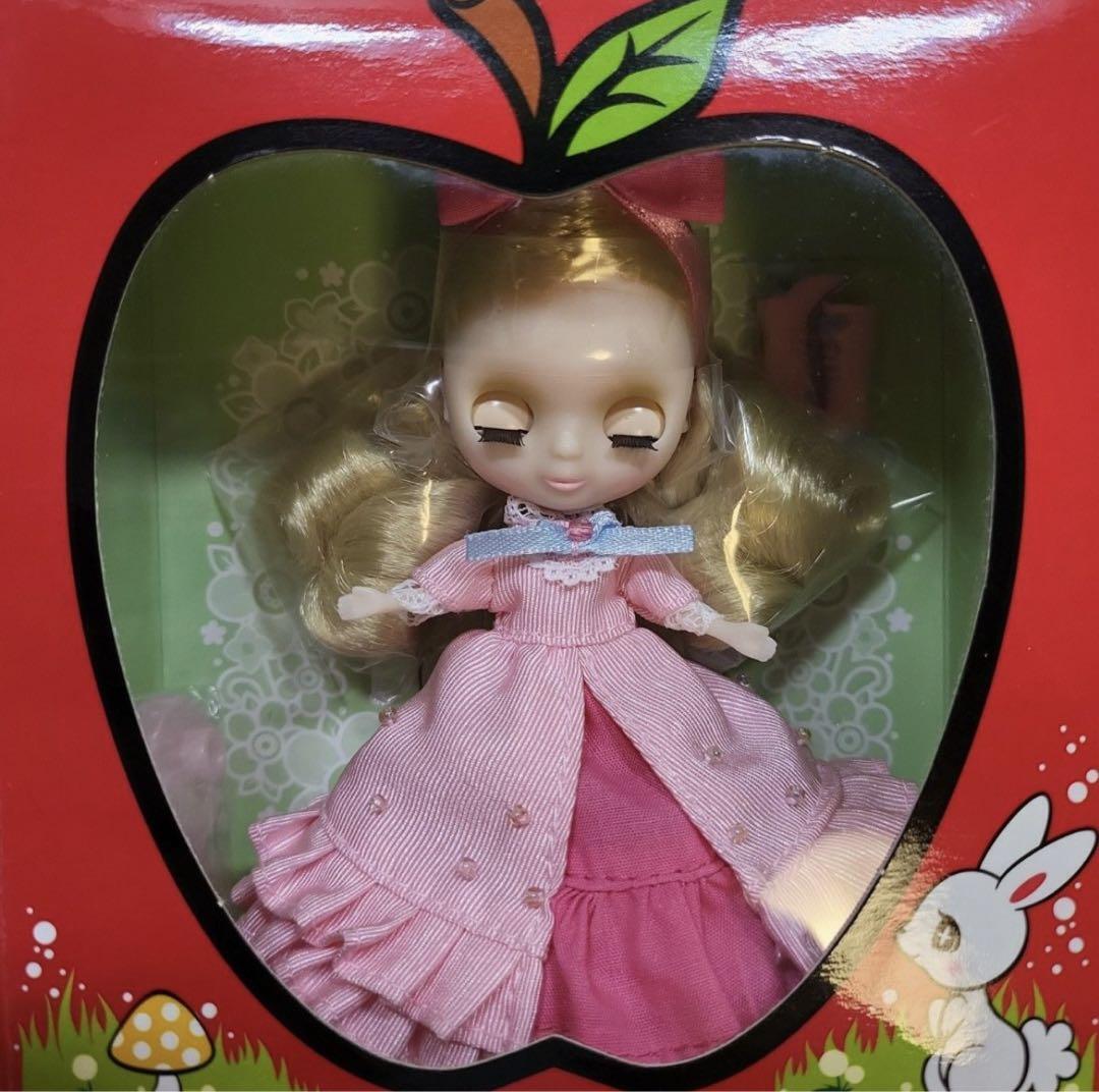 Petit Blythe Cwc Limited Red Apple
