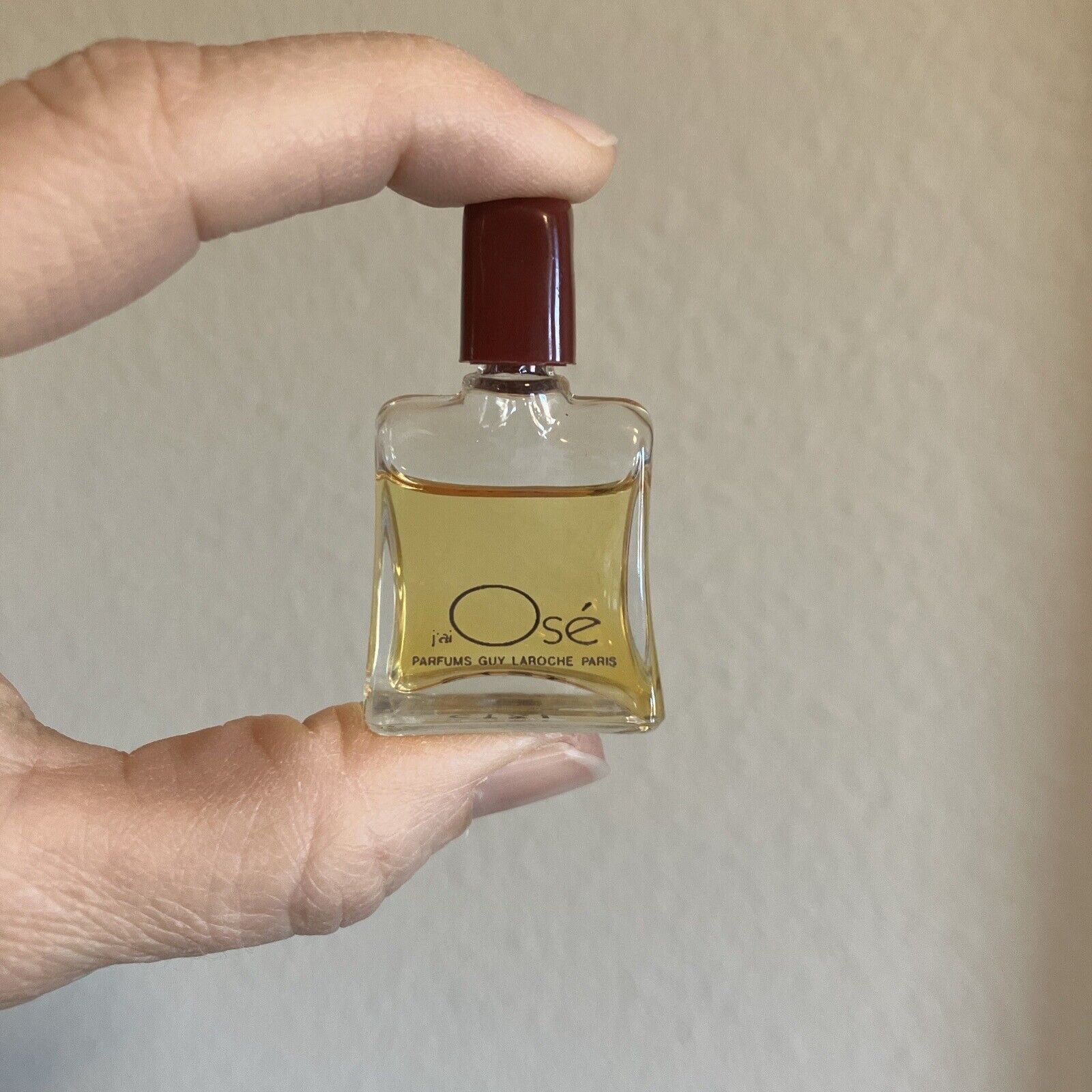Vintage Parfums Guy Laroche J\'AI OSE Perfume MINIATURE