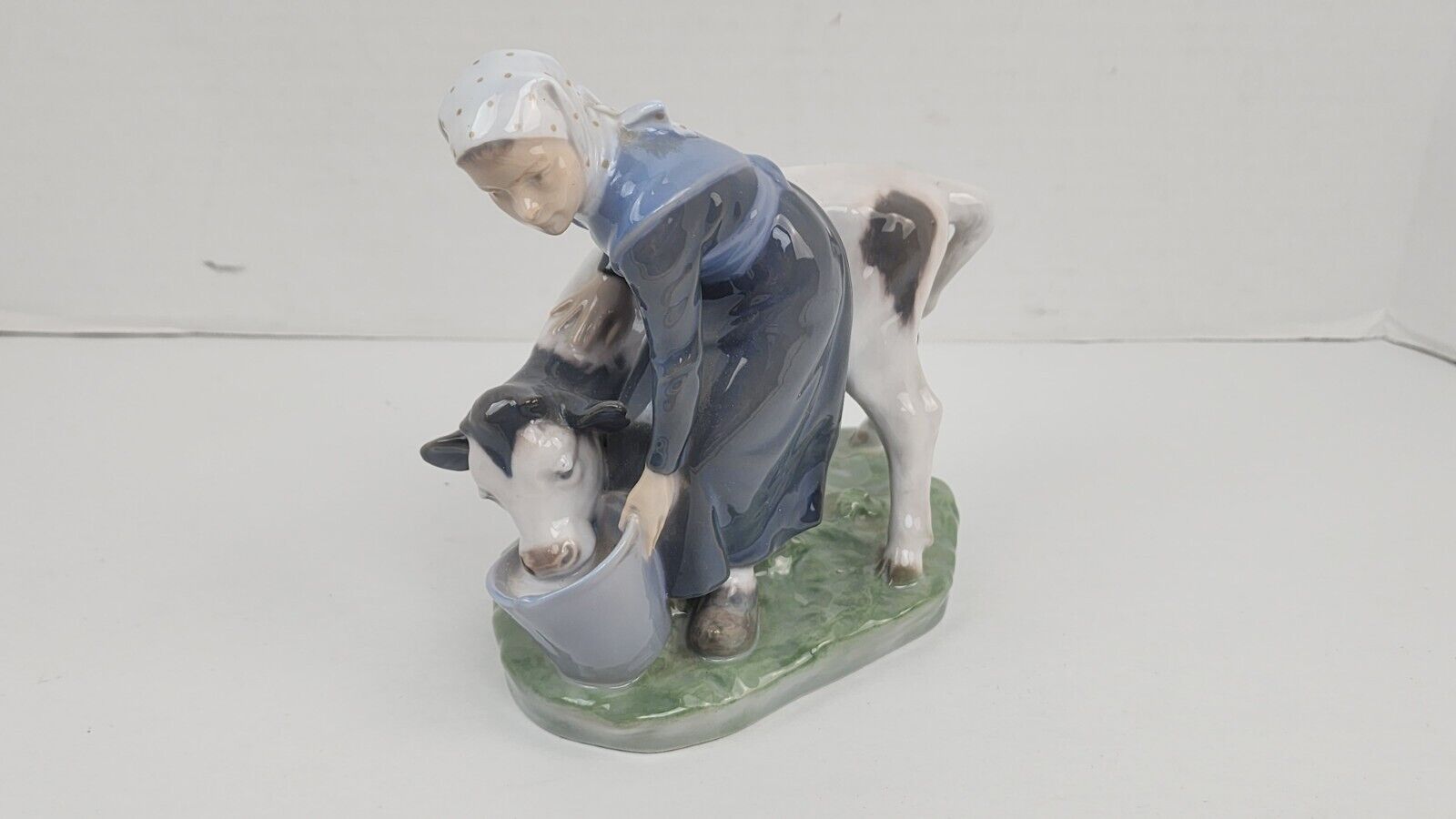 VINTAGE Royal Copenhagen Girl with Calf # 779 Porcelain Figurine ~ Mint