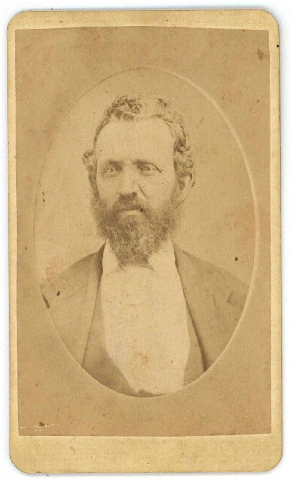 CIRCA 1880\'S CABINET CARD Rugged Man With Full Beard Wearing Suit Wells Pekin IL