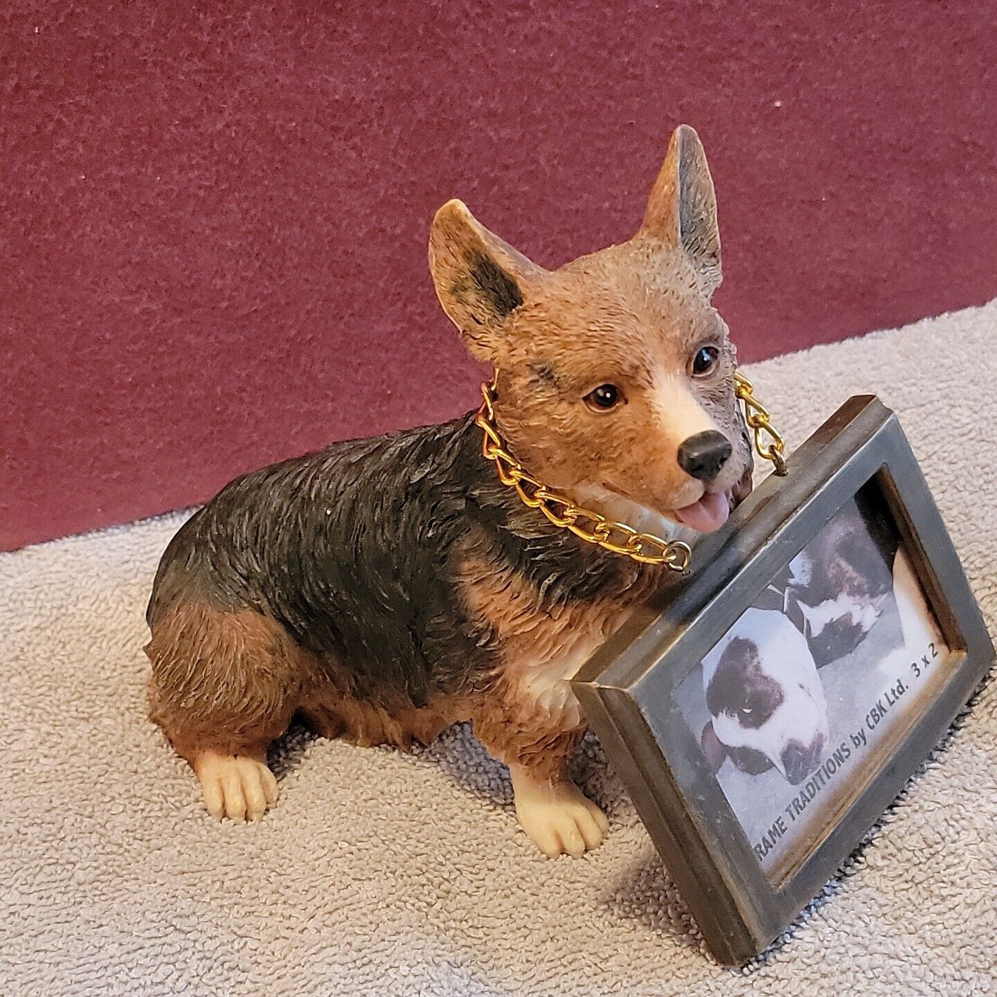 CBK Ltd Ceramic Dog Figurine with Picture Frame around Neck