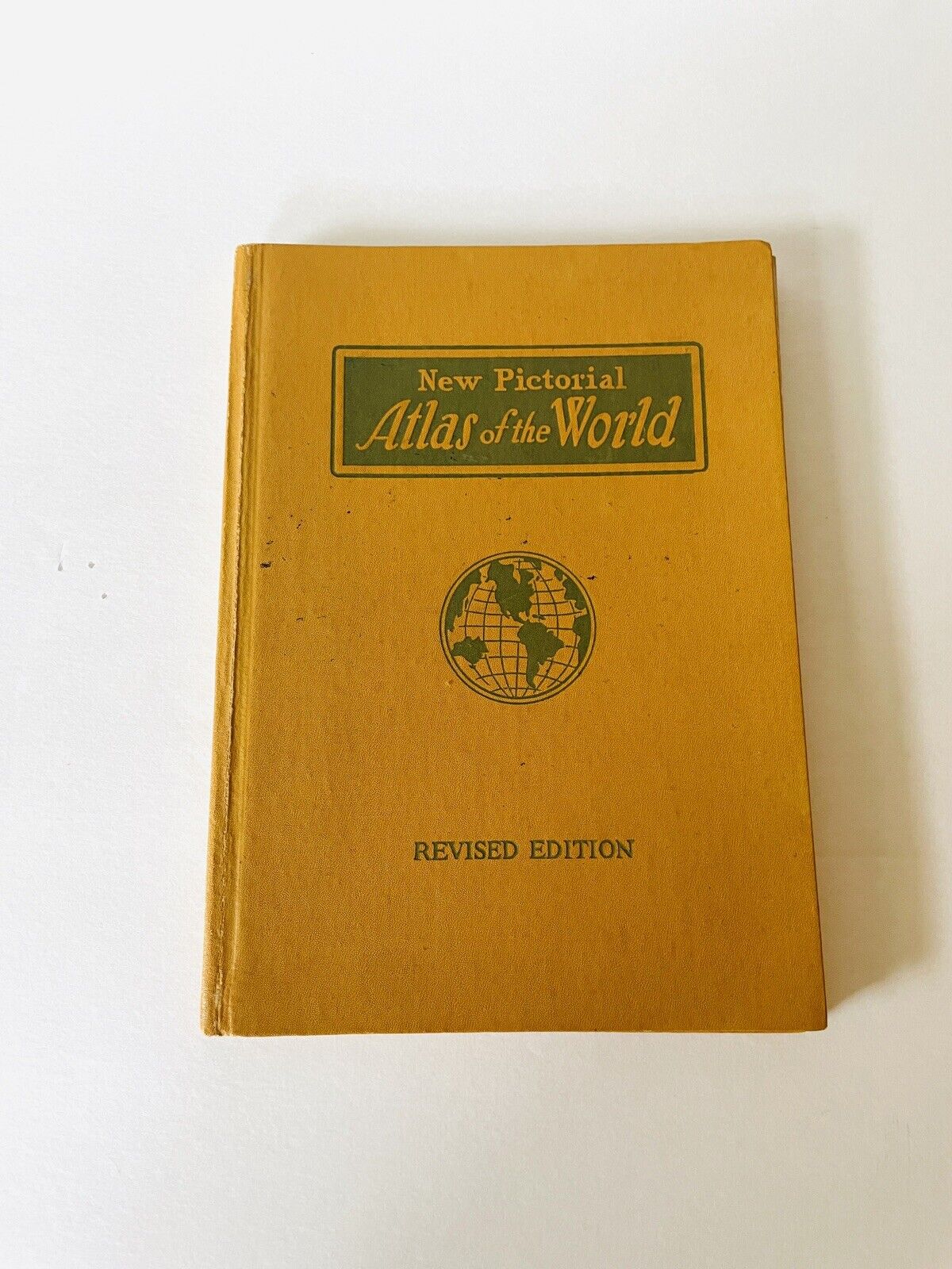New Pictorial Atlas of the World Revised Edition 1954
