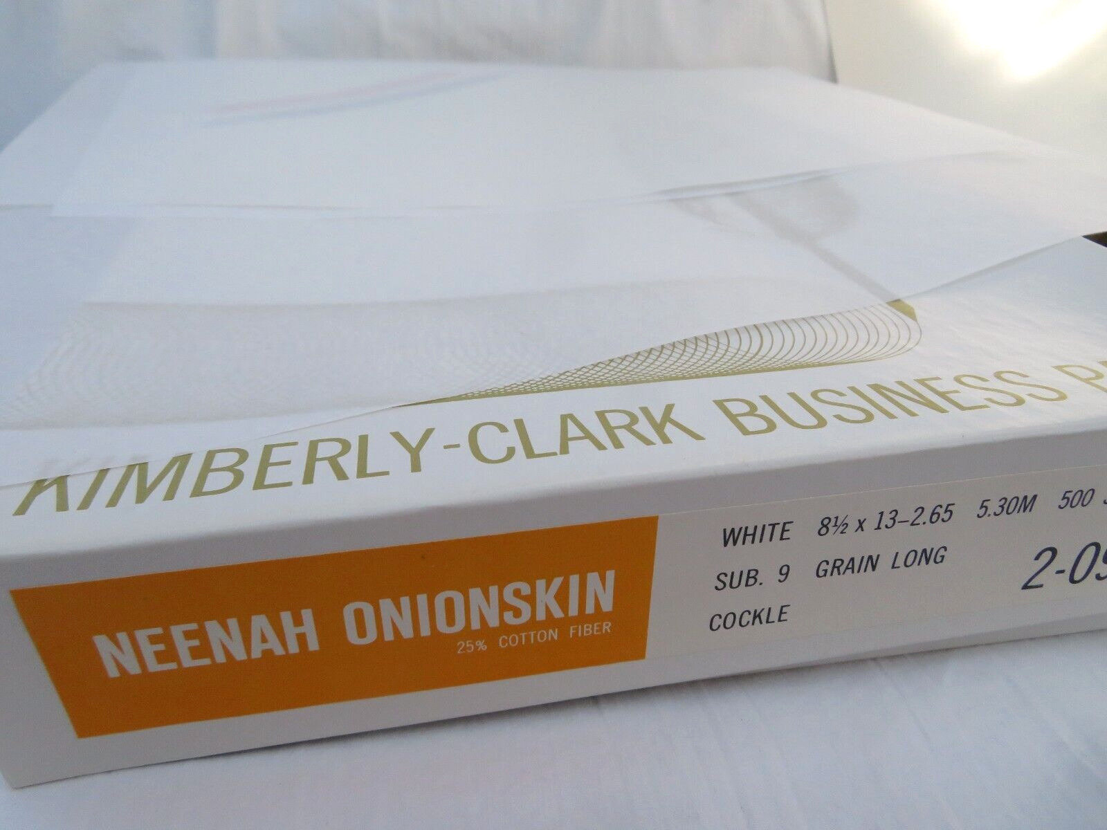 Vintage Onion Skin Paper 25 SHEETS Neenah Sub 9 White 8.5 x 13\