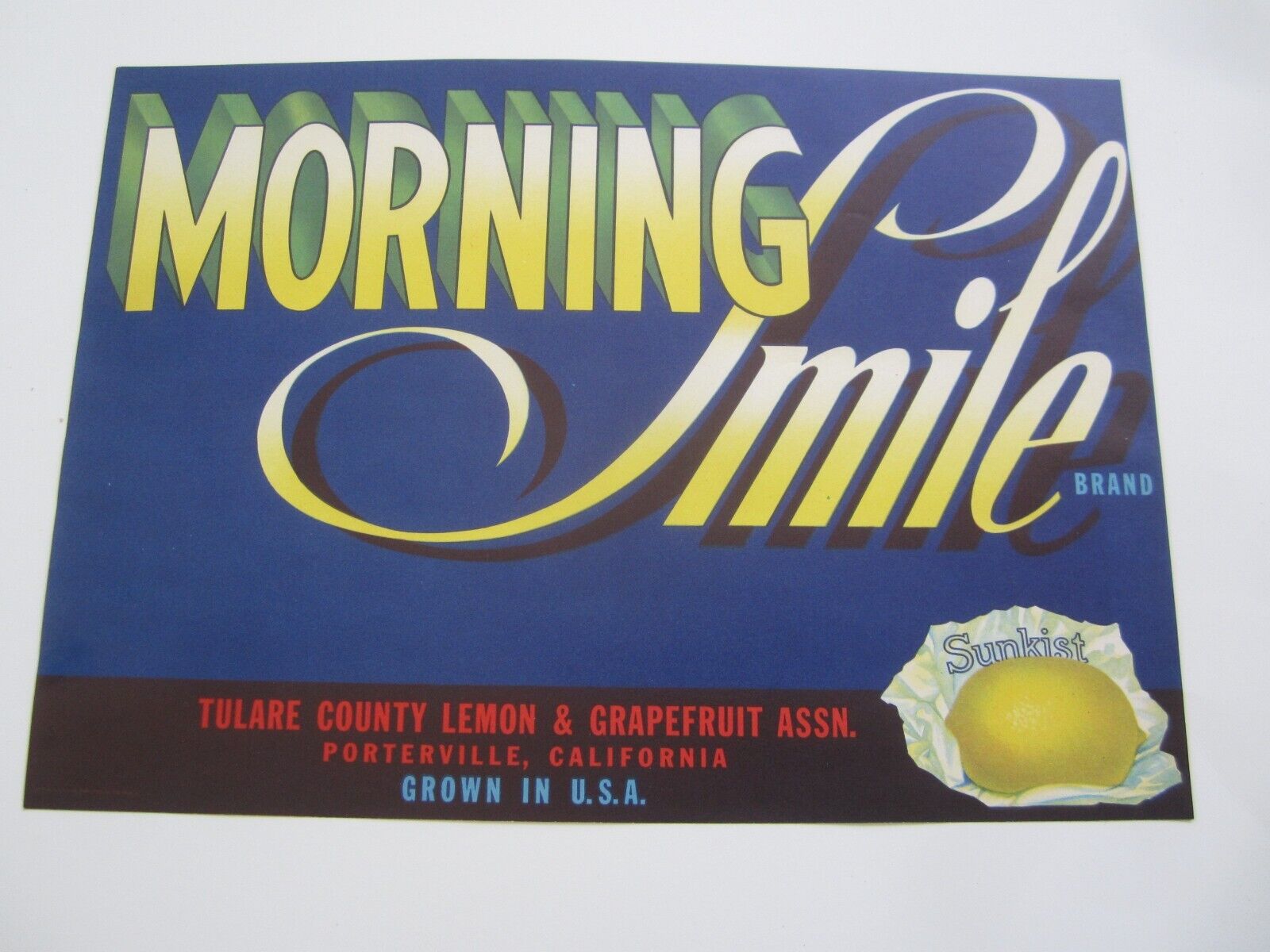 Old Vintage - MORNING SMILE - Sunkist - LEMON Crate LABEL - Porterville CA.