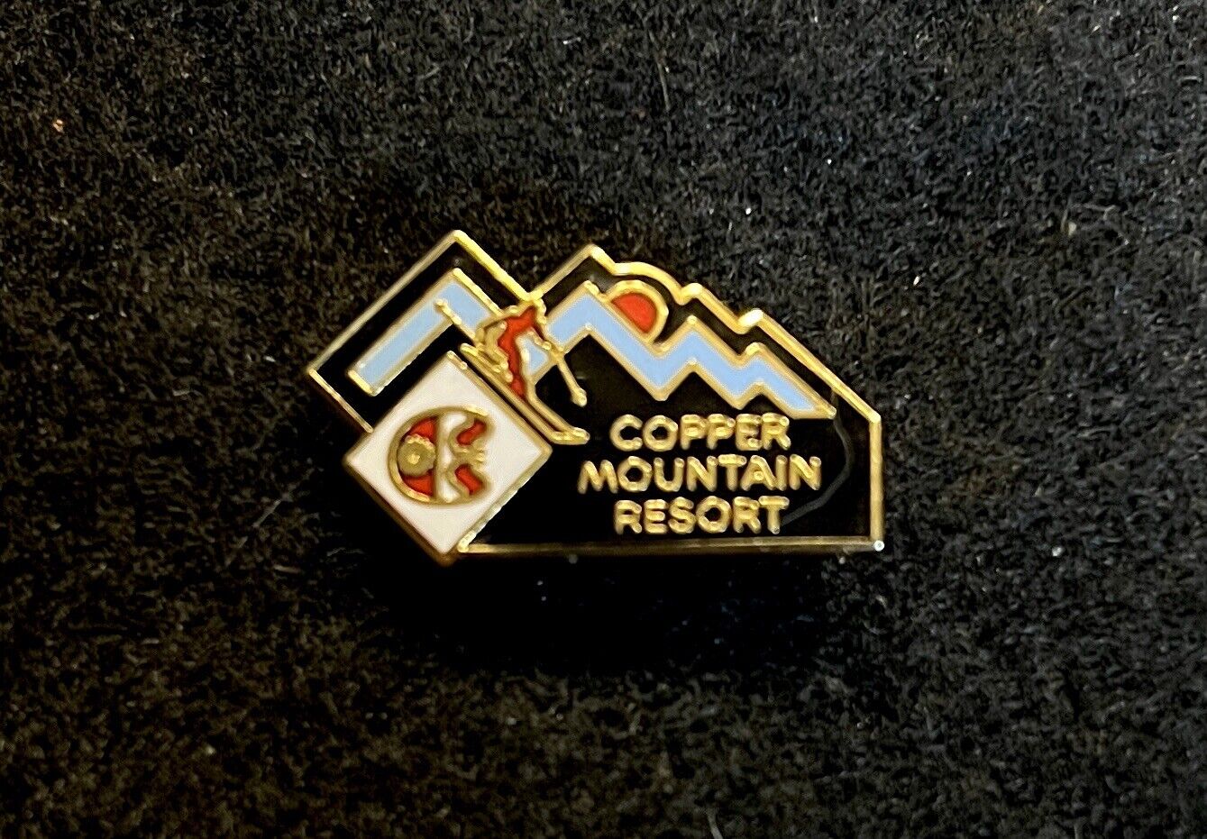 COPPER MOUNTAIN Ski Pin Badge COLORADO Skiing Souvenir Travel Resort Lapel