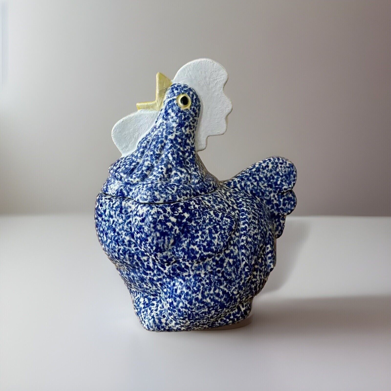 Vintage Doranne of California Blue & White Speckled Country Rooster Cookie Jar