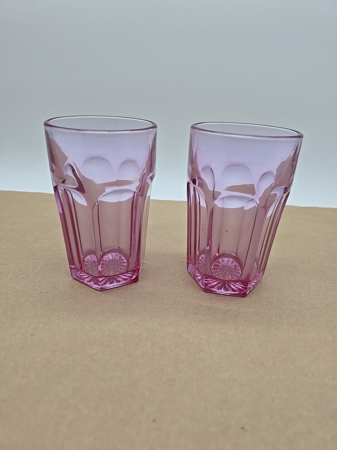 Rare Imperial Glass Old Williamsburg Pink 5\