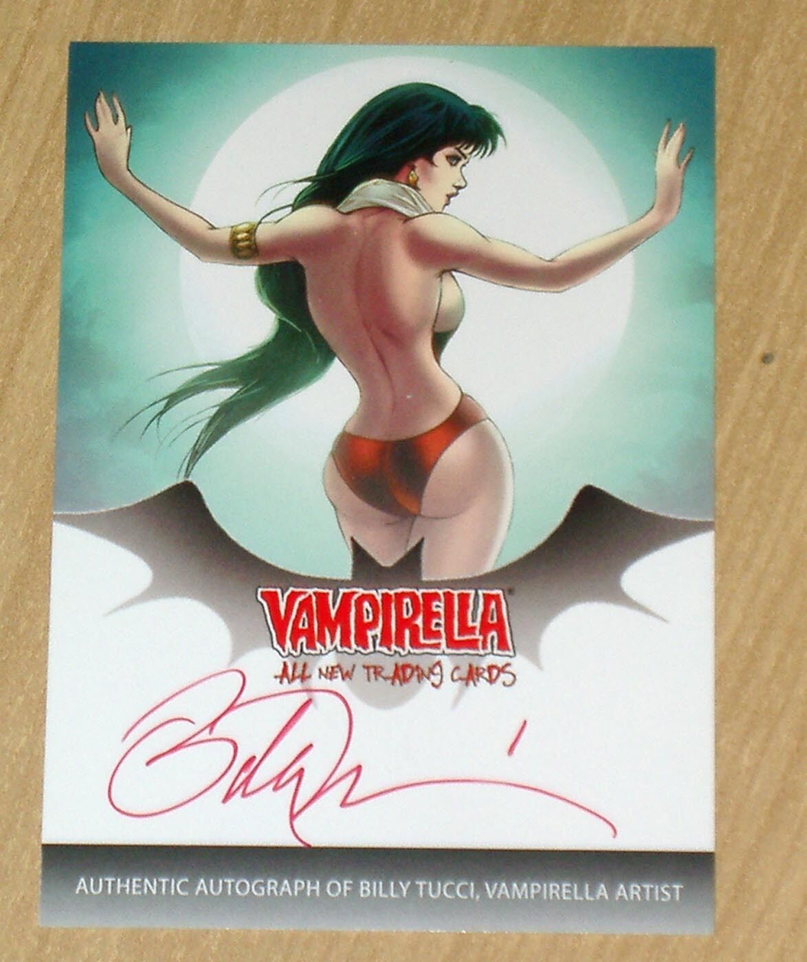 2012 Breygent Vampirella autograph card Billy Tucci RARE RED signature variant