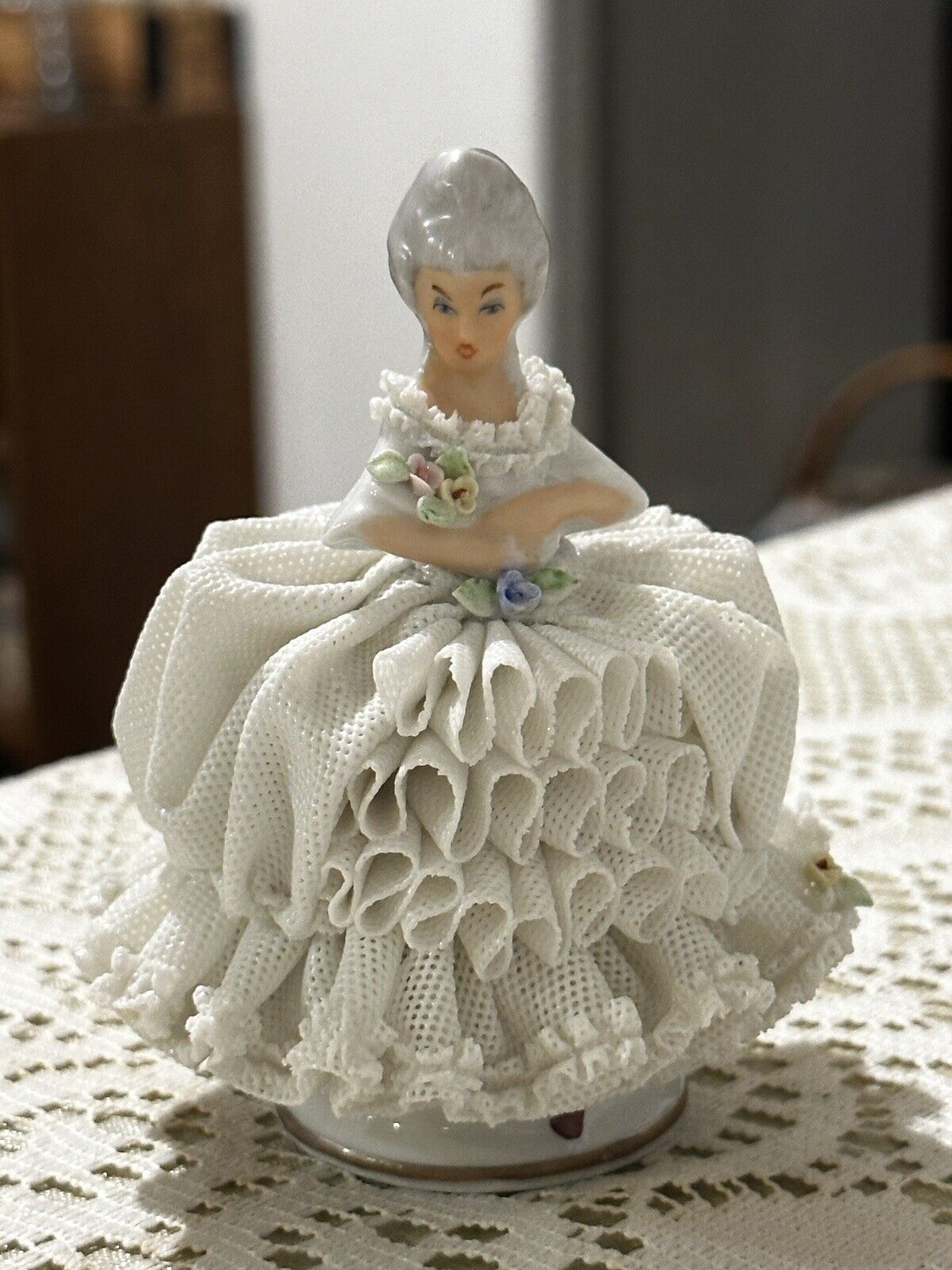 VTG Sandizell Flower Lady Figurine Porcelain Lace White Dress W. Germany 4” Nice