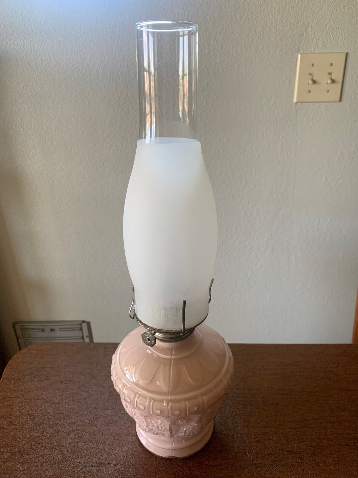 Vintage Kaadan LTD 1988 Pink Floral Oil Kerosene Lamp with Clear Glass Chimney