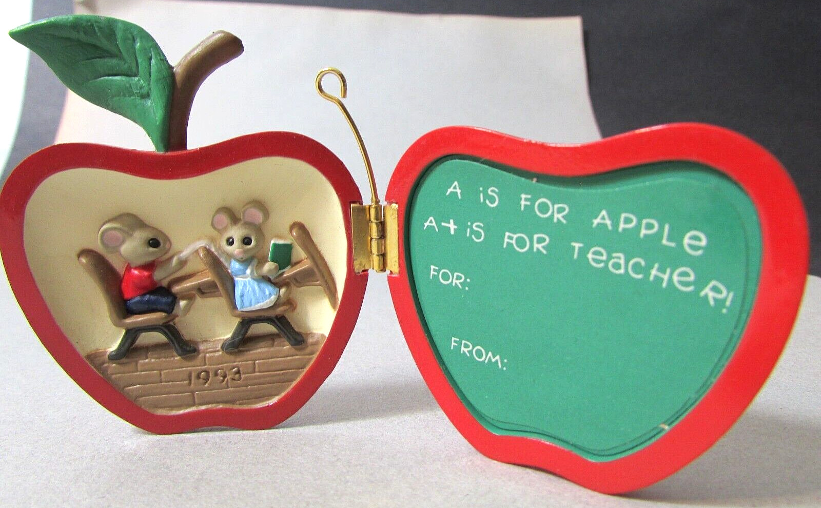 Hallmark Ornament 1993 APPLE FOR TEACHER