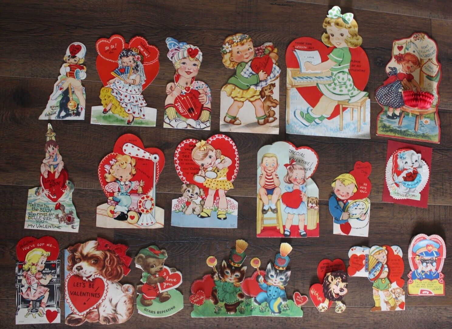 Great Lot  19 Old Valentines Cards Mechanical Folding 1940\'s -50\'s