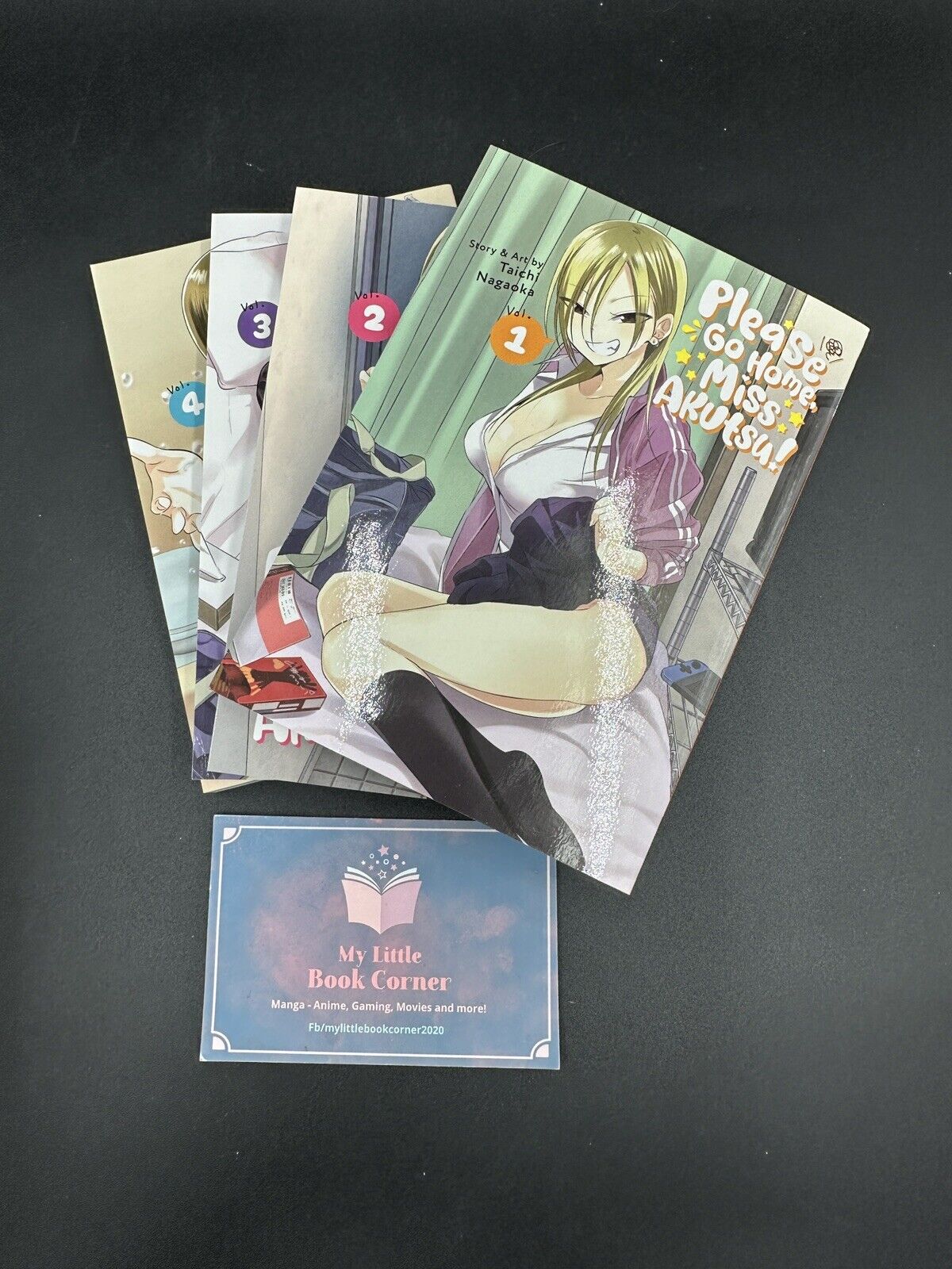 Please Go Home, Miss Akutsu Manga Vol. 1-4