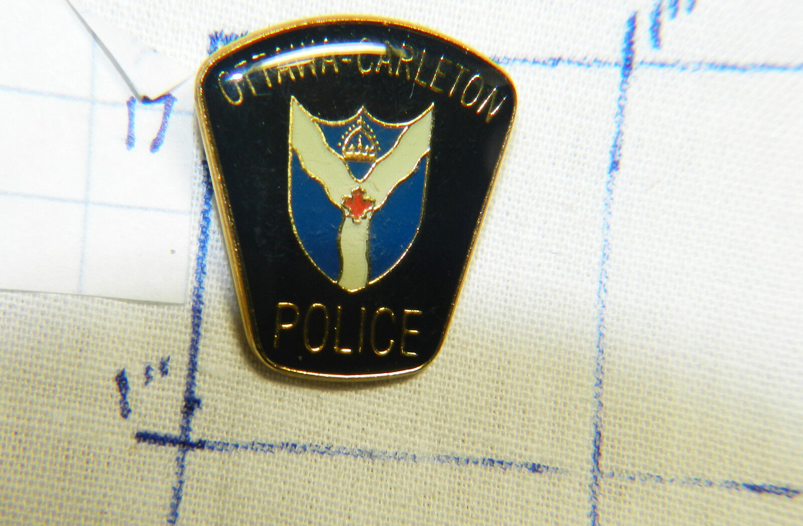 CANADA, OTTAWA - CARLETON POLICE METAL LAPEL HAT PIN