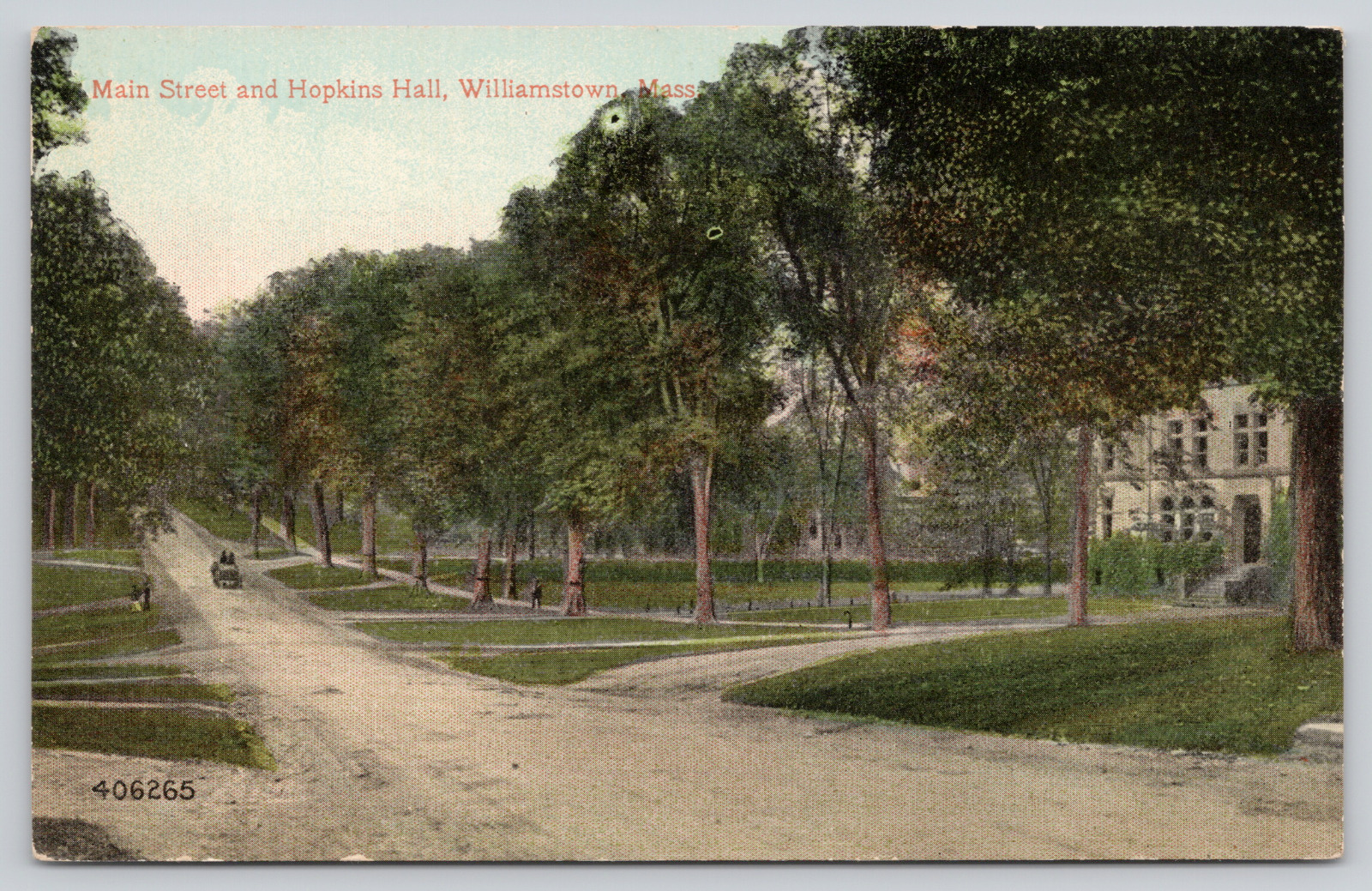 Postcard Williamstown, Massachusetts, Main St. and Hopkins Hall A356