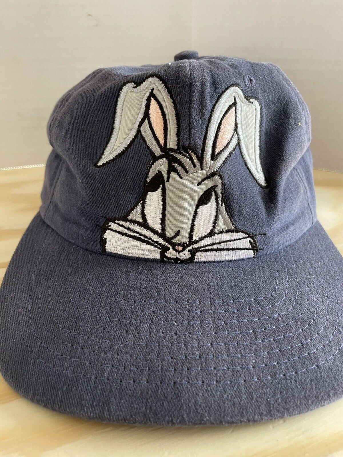 Vintage WARNER BROS BUGS BUNNY Embroidered Navy Blue Snap Back Trucker Hat