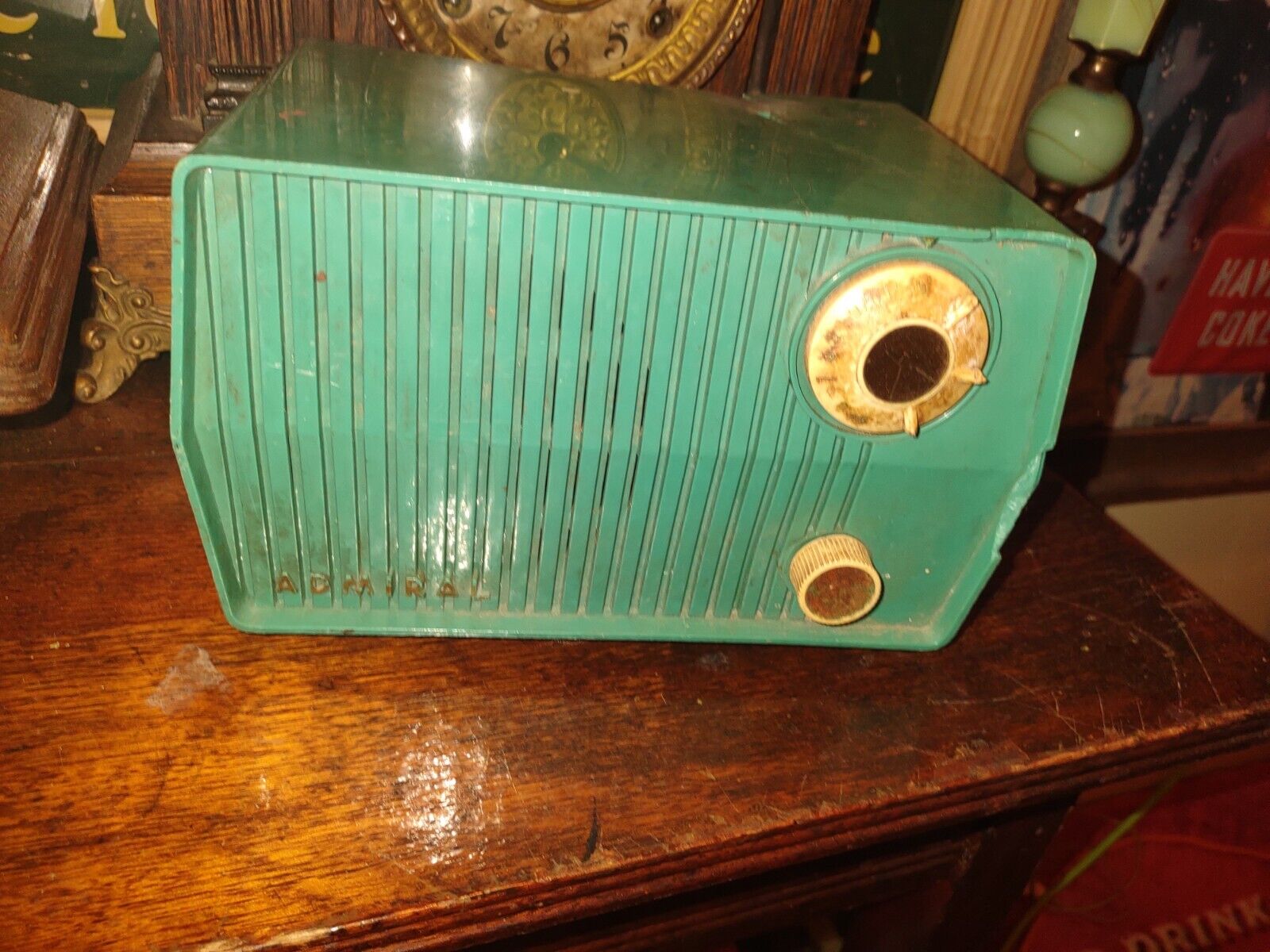 Vintage MCM 1958 Turquoise Admiral Tube Radio 