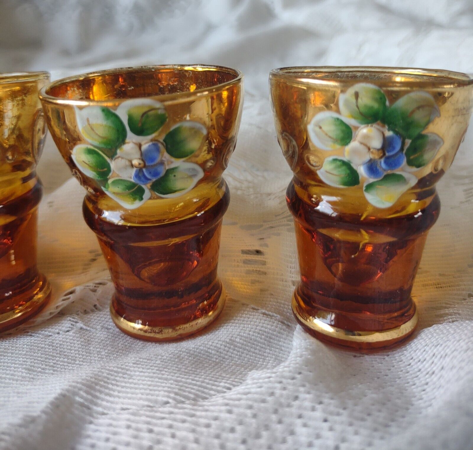 Vintage Set Of Four Murano Amber Glass Hand Painted 24k Gold Accent Shot Glasses