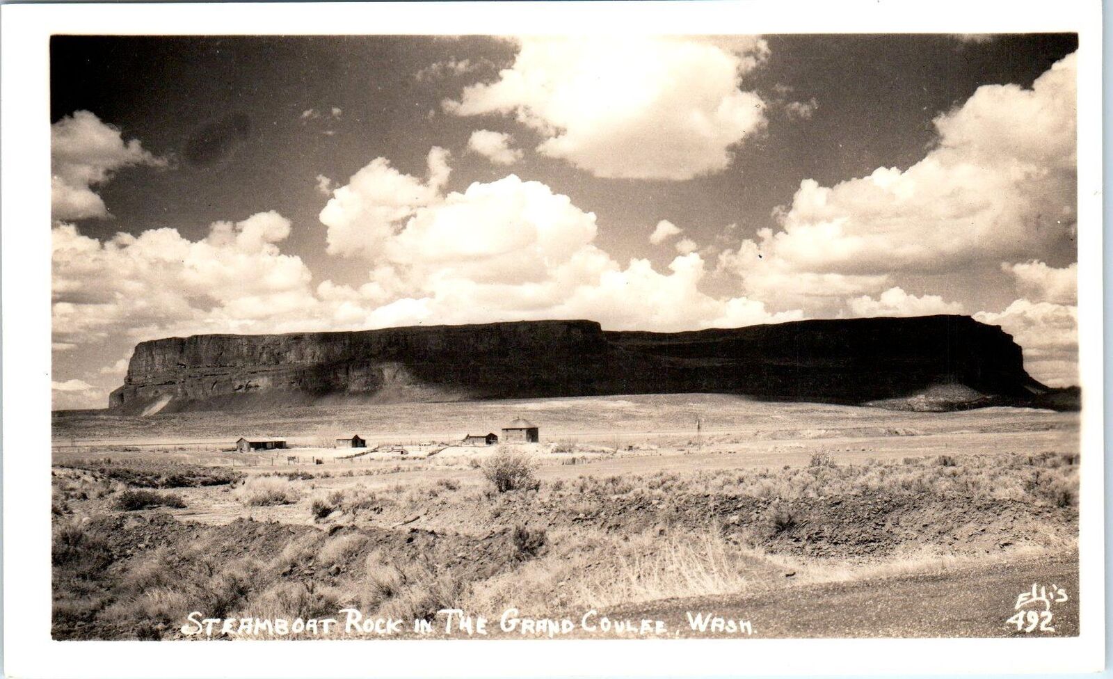 RPPC GRAND COULEE, WA  Washington  STEAMBOAT ROCK c1940s Ellis  #492 Postcard
