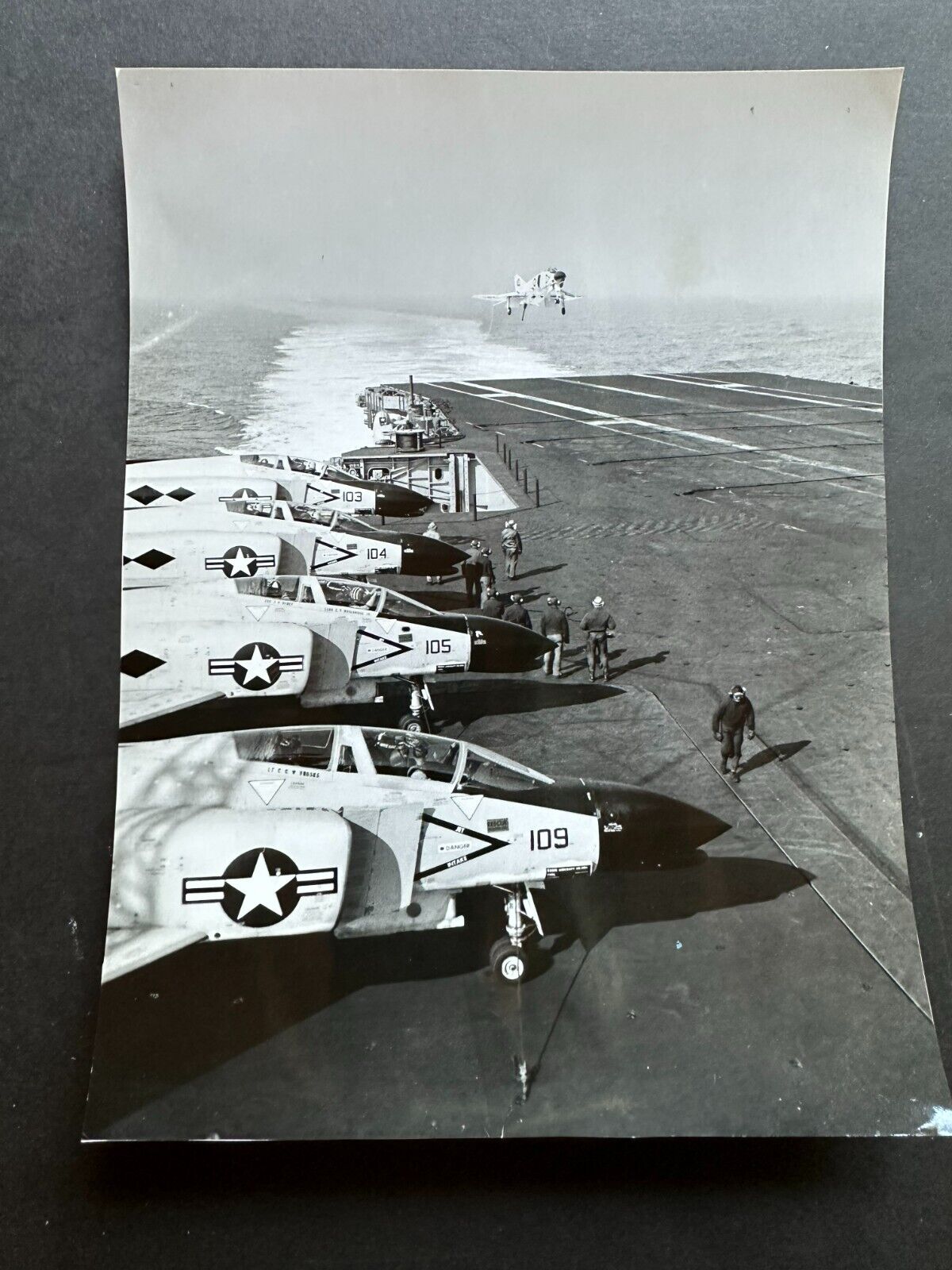 ORIGINAL MCDONNELL DOUGLAS F-4 PHANTOM CARRIER LANDING PHOTO MINT