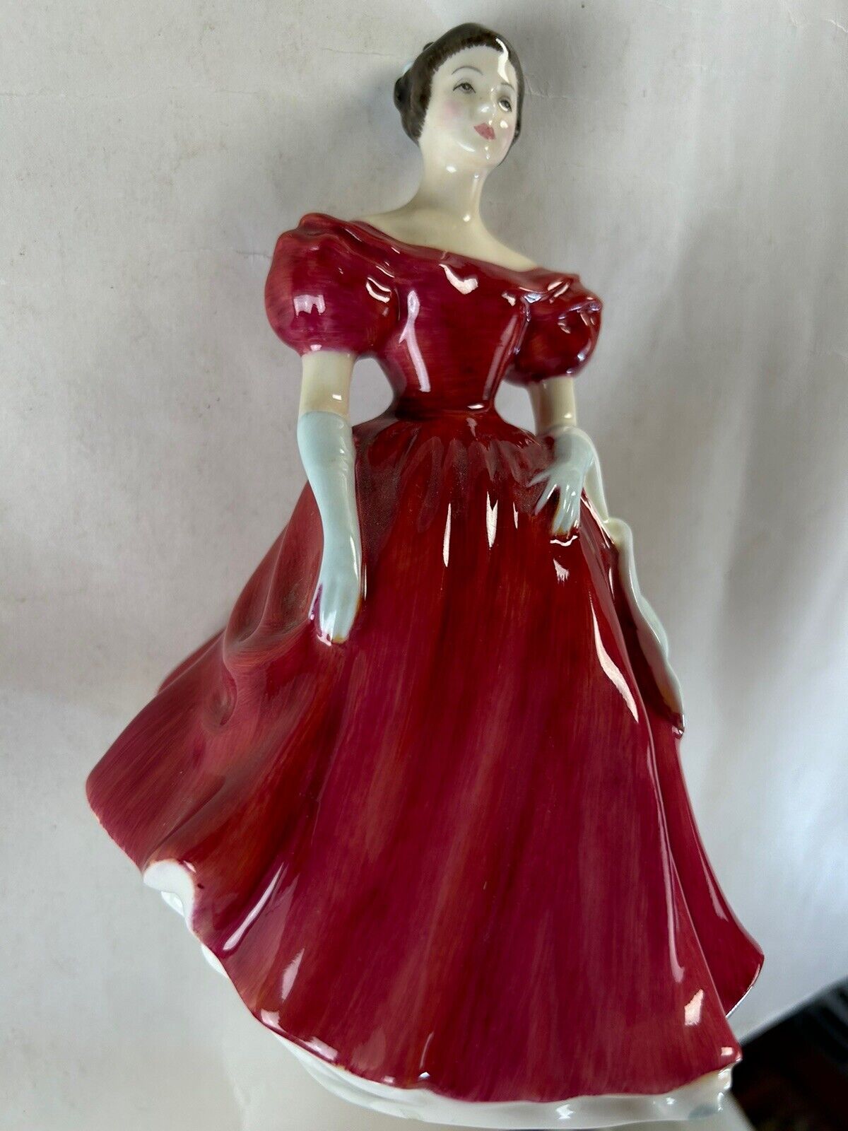 Royal Doulton Lady Figurine HN 2220 Winsome Red Dress 8 inch