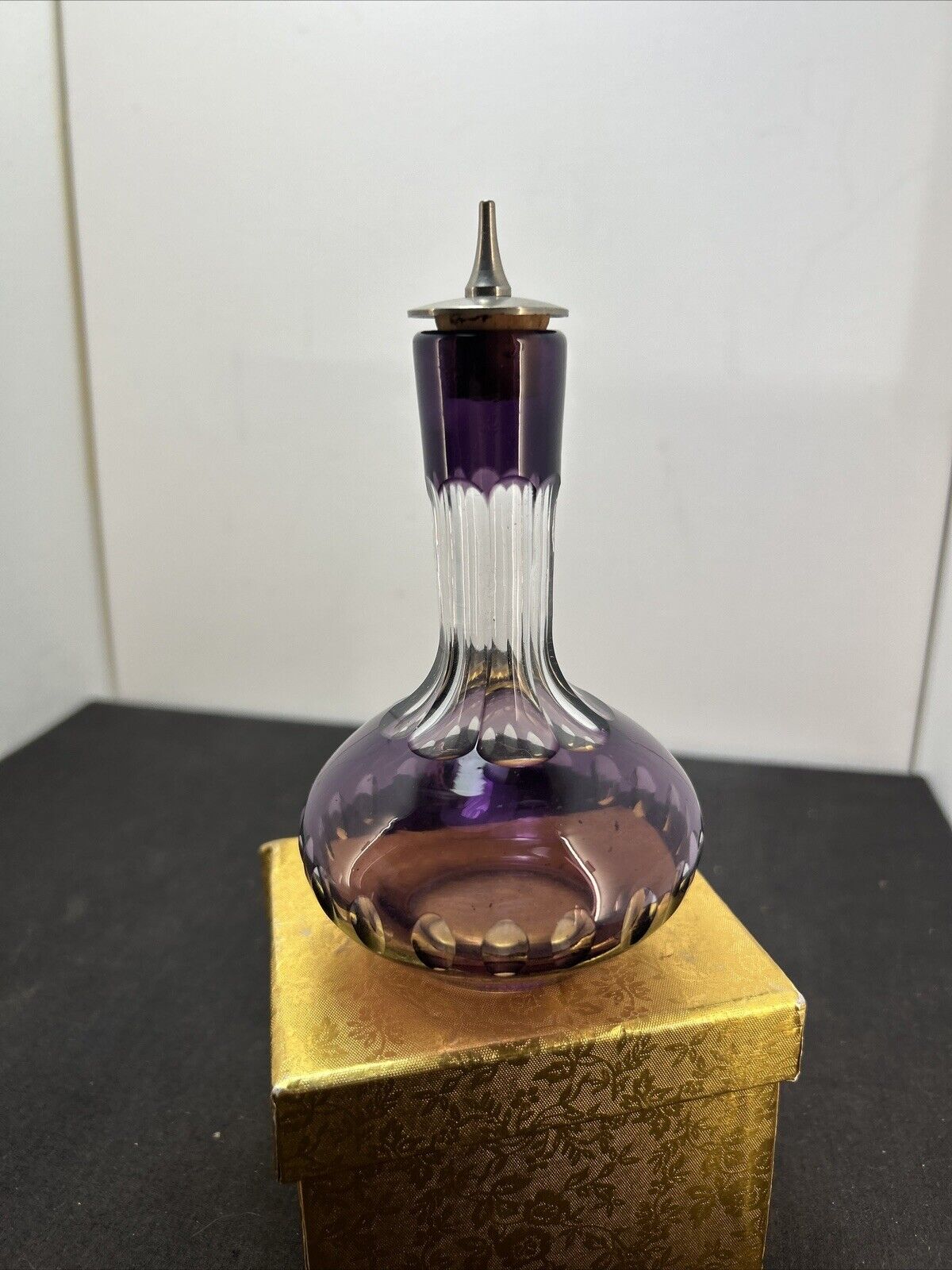 Vtg Purple Cut To Clear ( Barber?) Bottle Cork Medal Lid Made In Japan 5.5” T