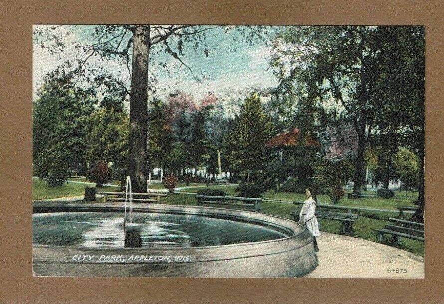 Appleton,WI Wisconsin, City Park,girl by fountain 