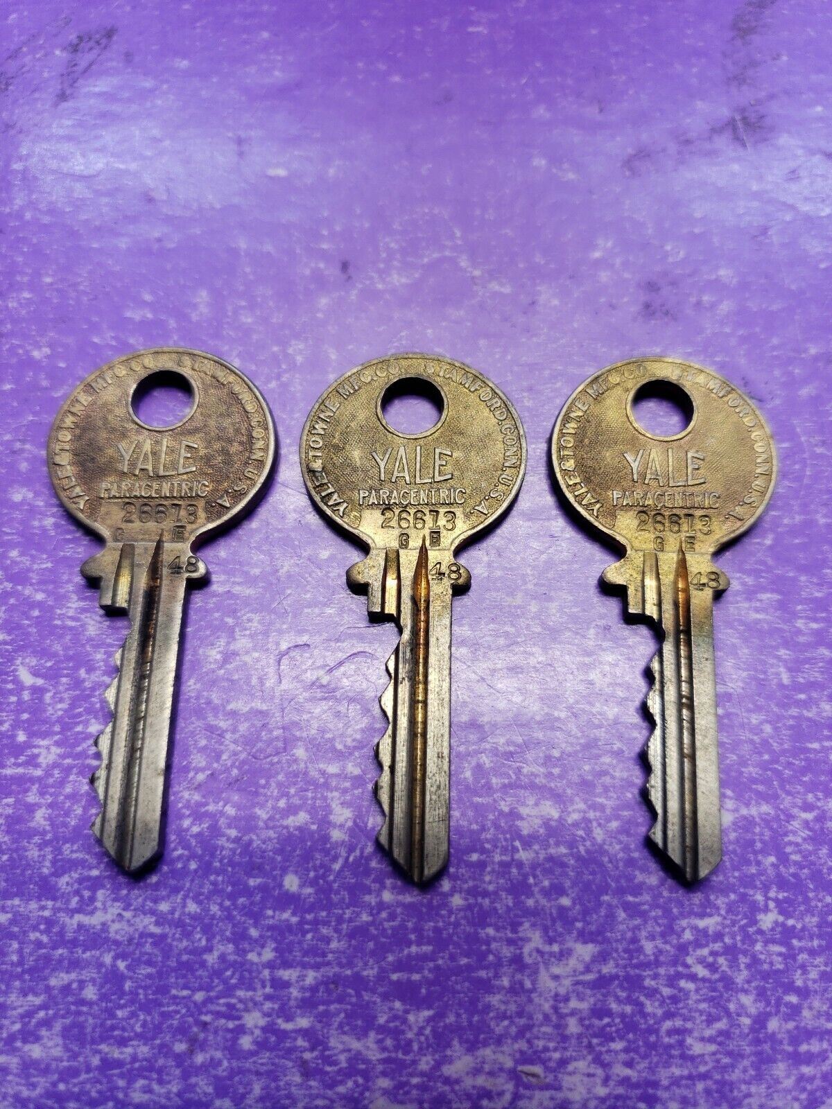 3 MATCHING Yale keyed ORIGINAL PARACENTRIC SECURITY KEYS  GE 48 #26613