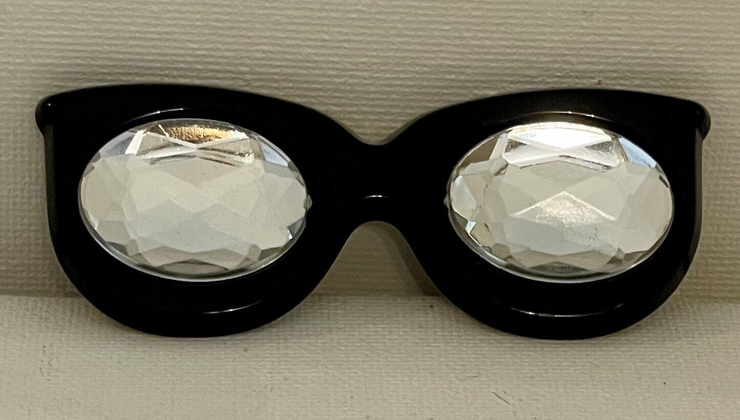 VTG Black Horn-Rimmed Eyeglasses w/Faux Faceted Lenses Plastic Brooch Pin-3”x1”