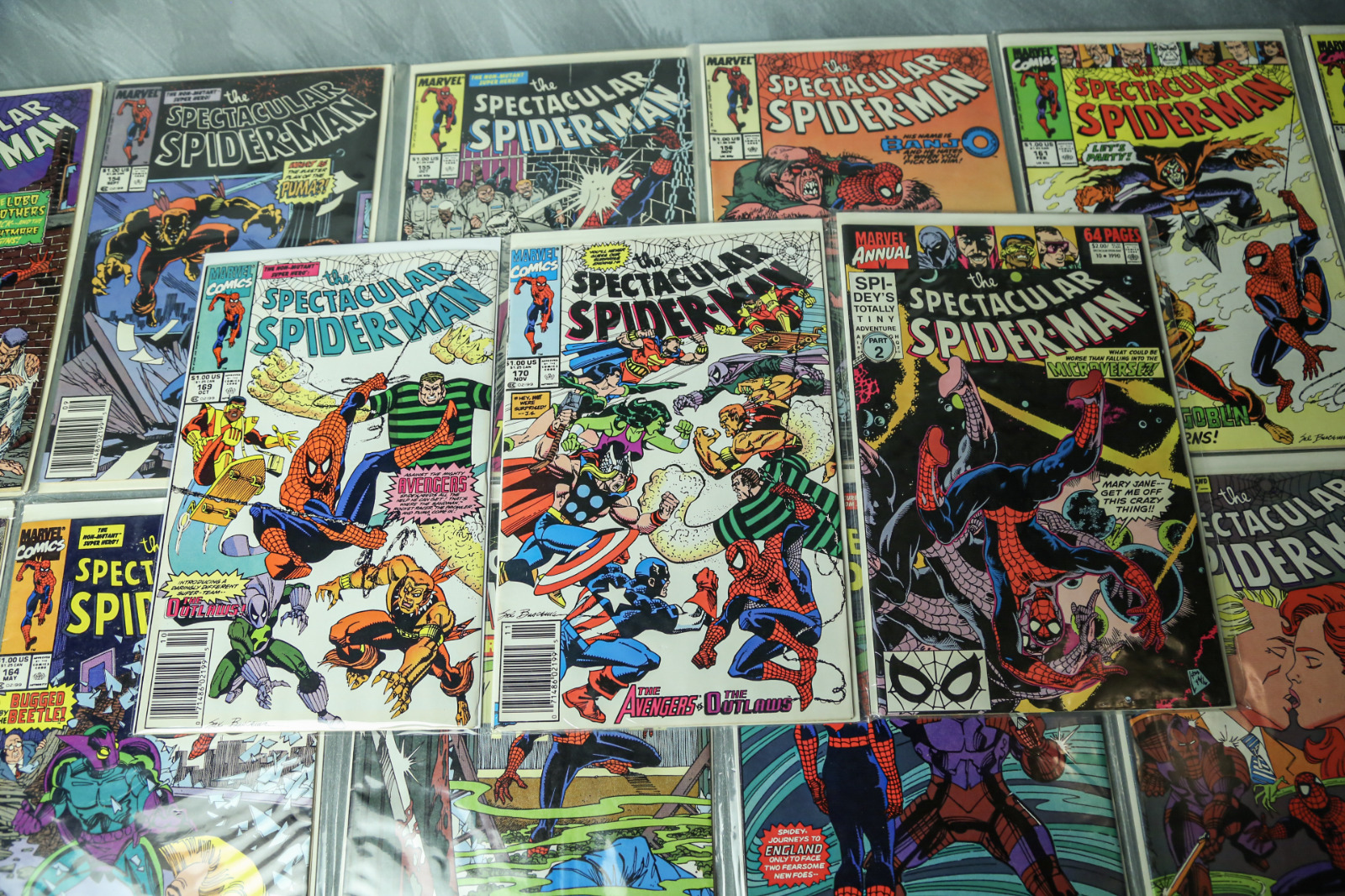Lot of 15 Spectacular SPIDER-MAN Comic books 90s MARVEL