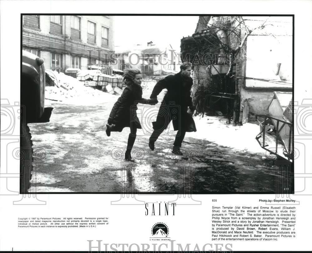1997 Press Photo Elisabeth Shue and Val Kilmer in a scene from \