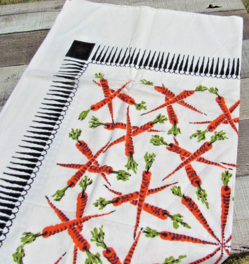 Vintage STARTEX Carrots Flour Sack Kitchen Dish Towel Tablecloth 27x32