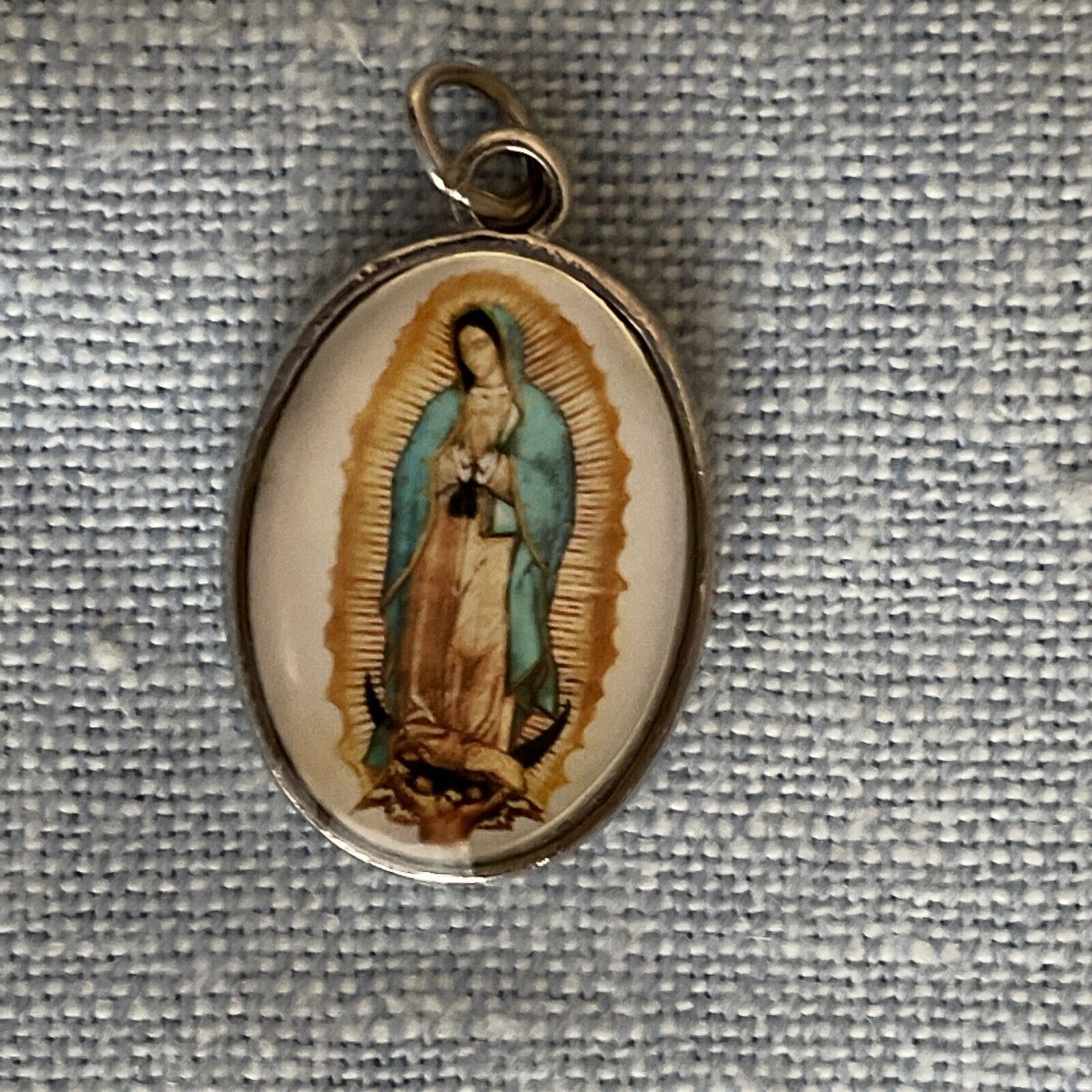 Virgen De Guadalupe Virgin Mary Medal Pendant Charm | Silver Tone |