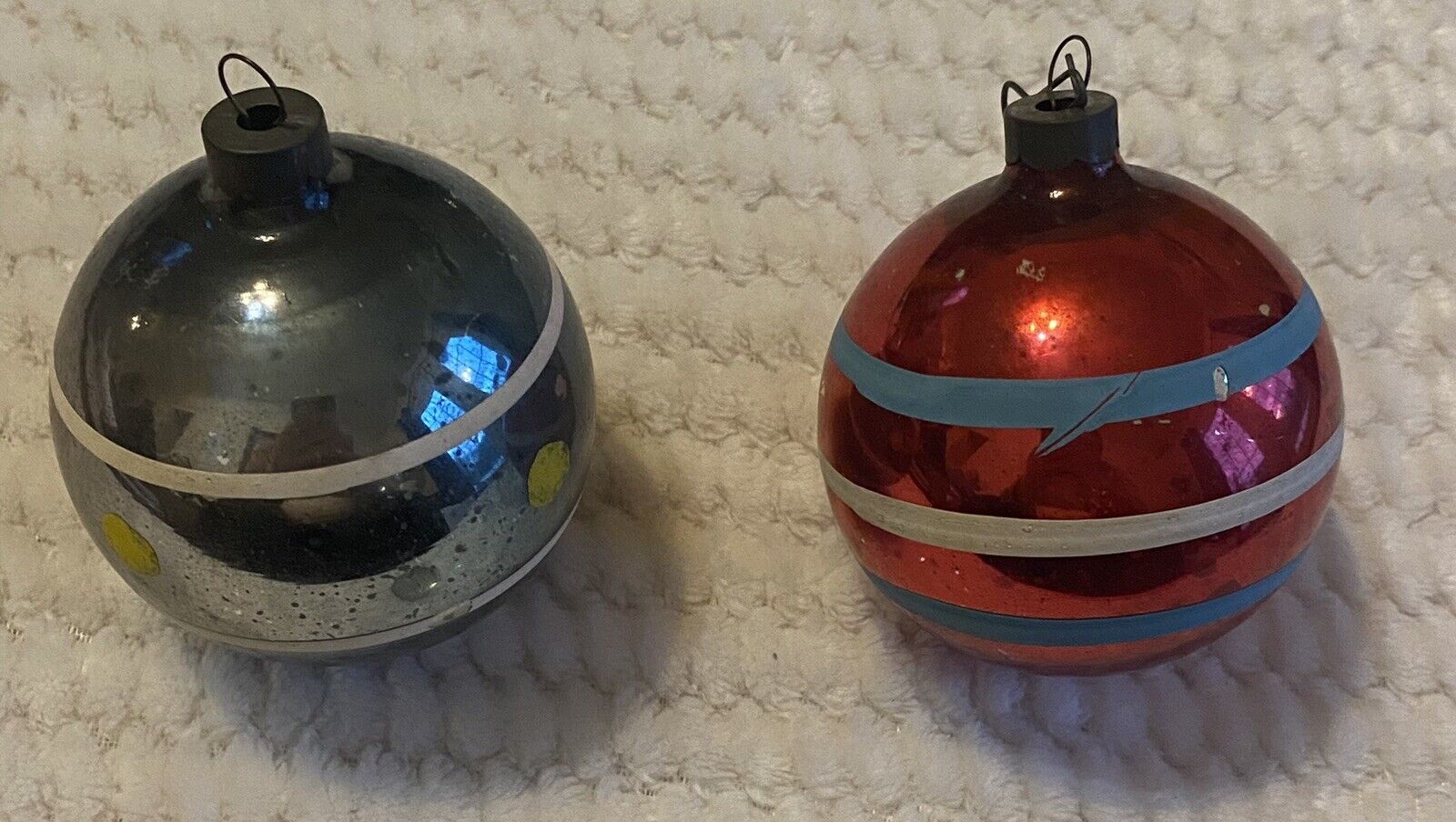 Vintage Shiny Brite Striped Round Balls Ornaments Red Aqua Blue Lot Of 2 USA