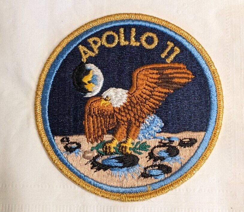 Patch NASA Commemorative Apollo 11 Smithsonian Institute Space Exploration