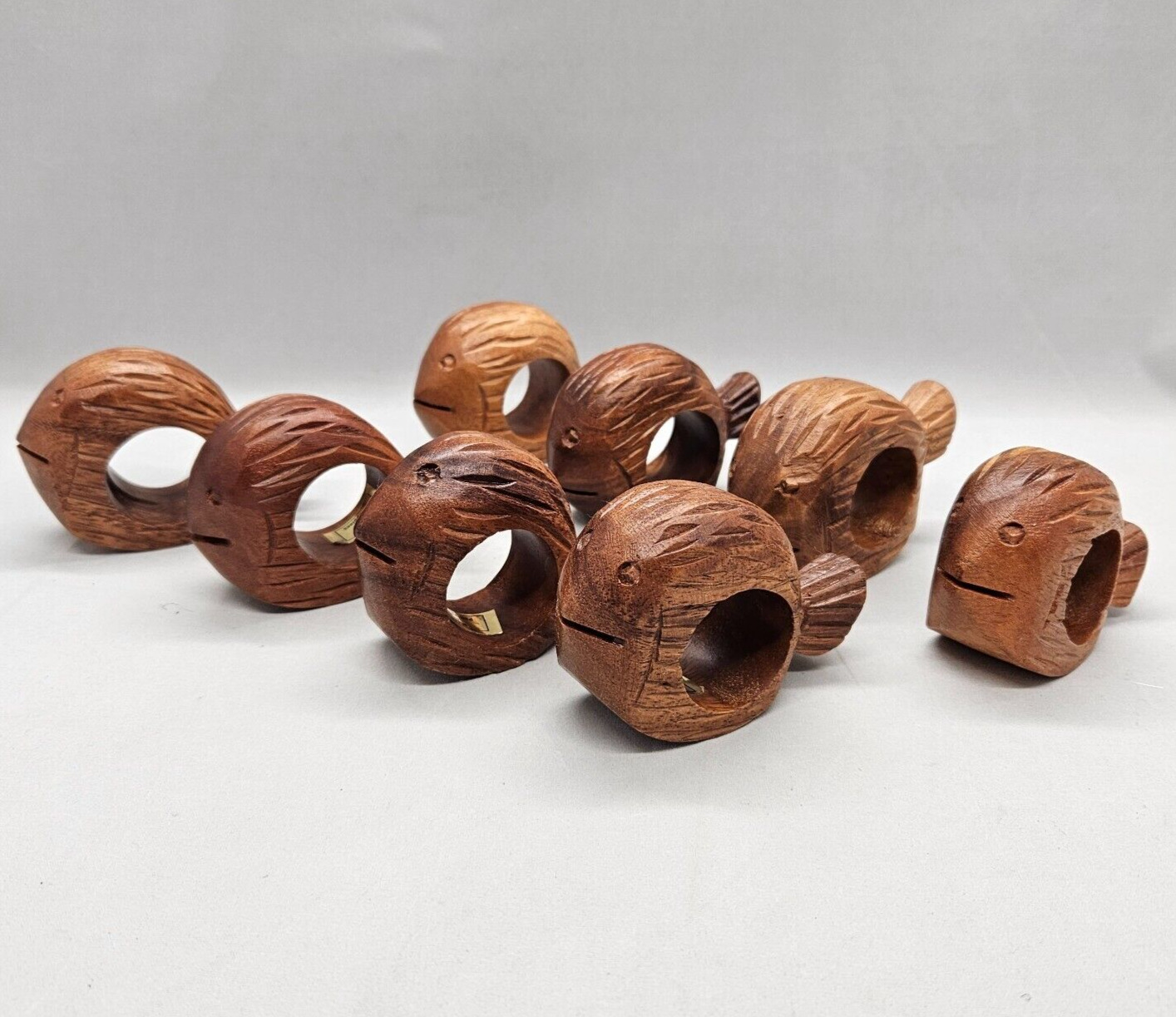 Vtg Wood Fish Napkin Rings Hand Carved Set of 8 Brown Tropical Nautical Marine