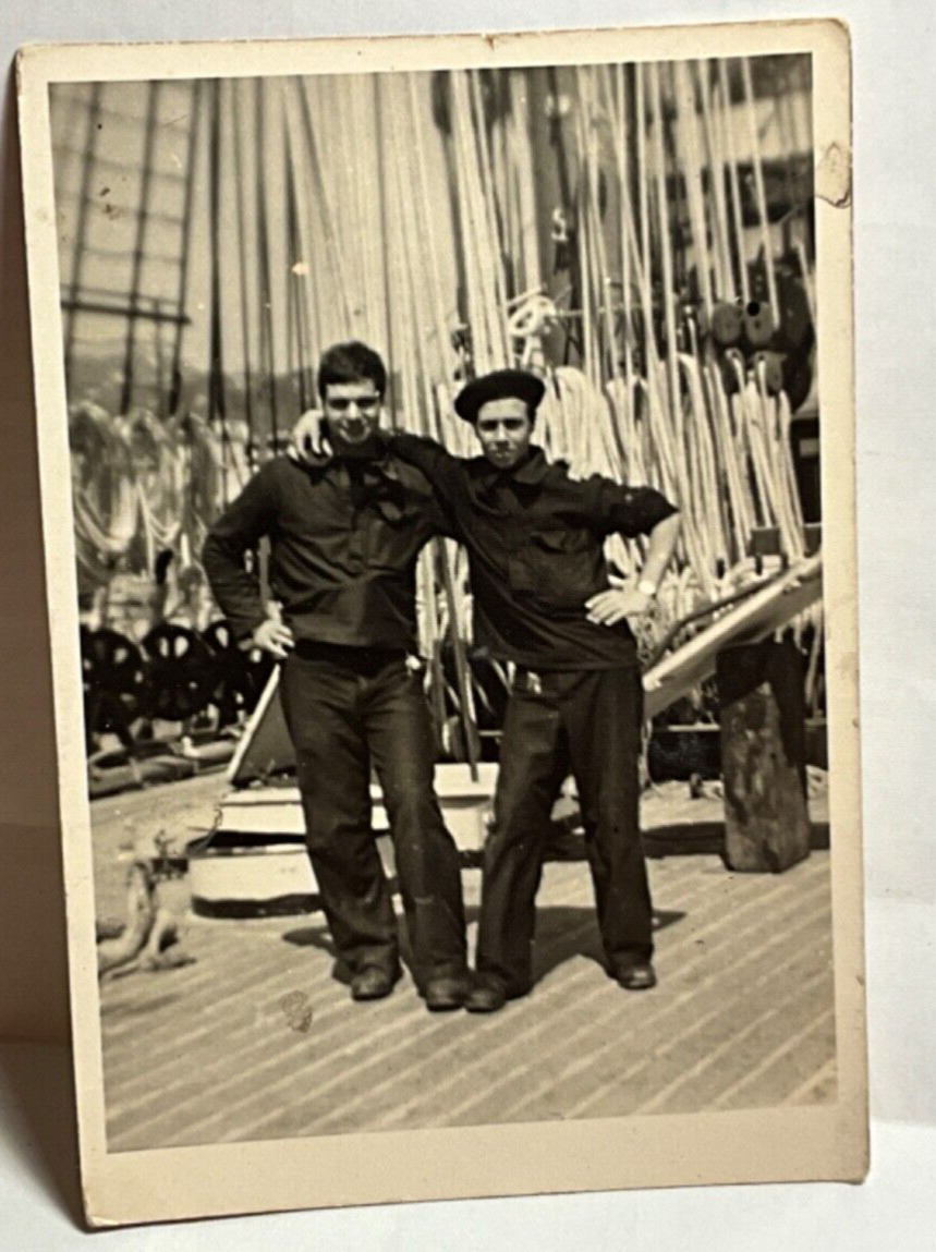 Gay Int AFFECTIONATE MEN Sailor Boys arm in arm on deck c 1920s PHOTO 19/1