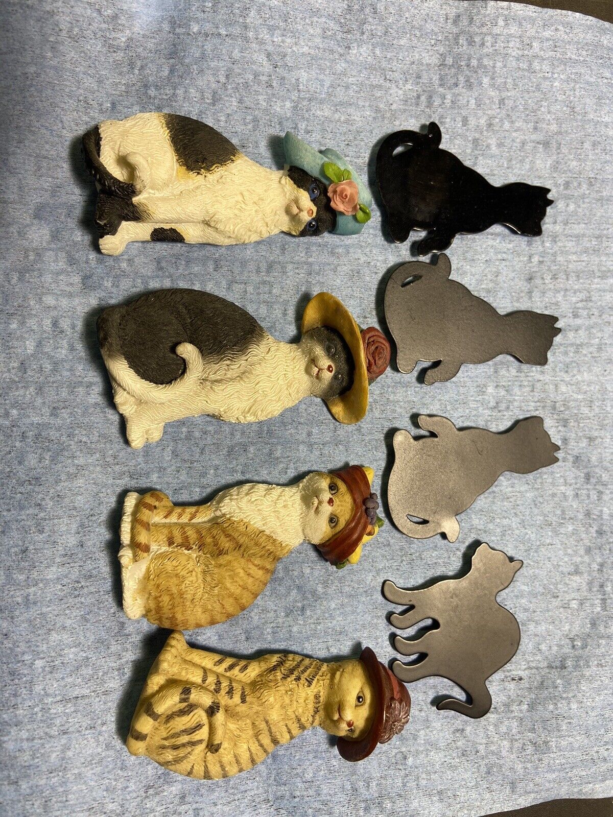 Vintage Antique Cat Magnets Set Of 8. 80/s And Early 2000s
