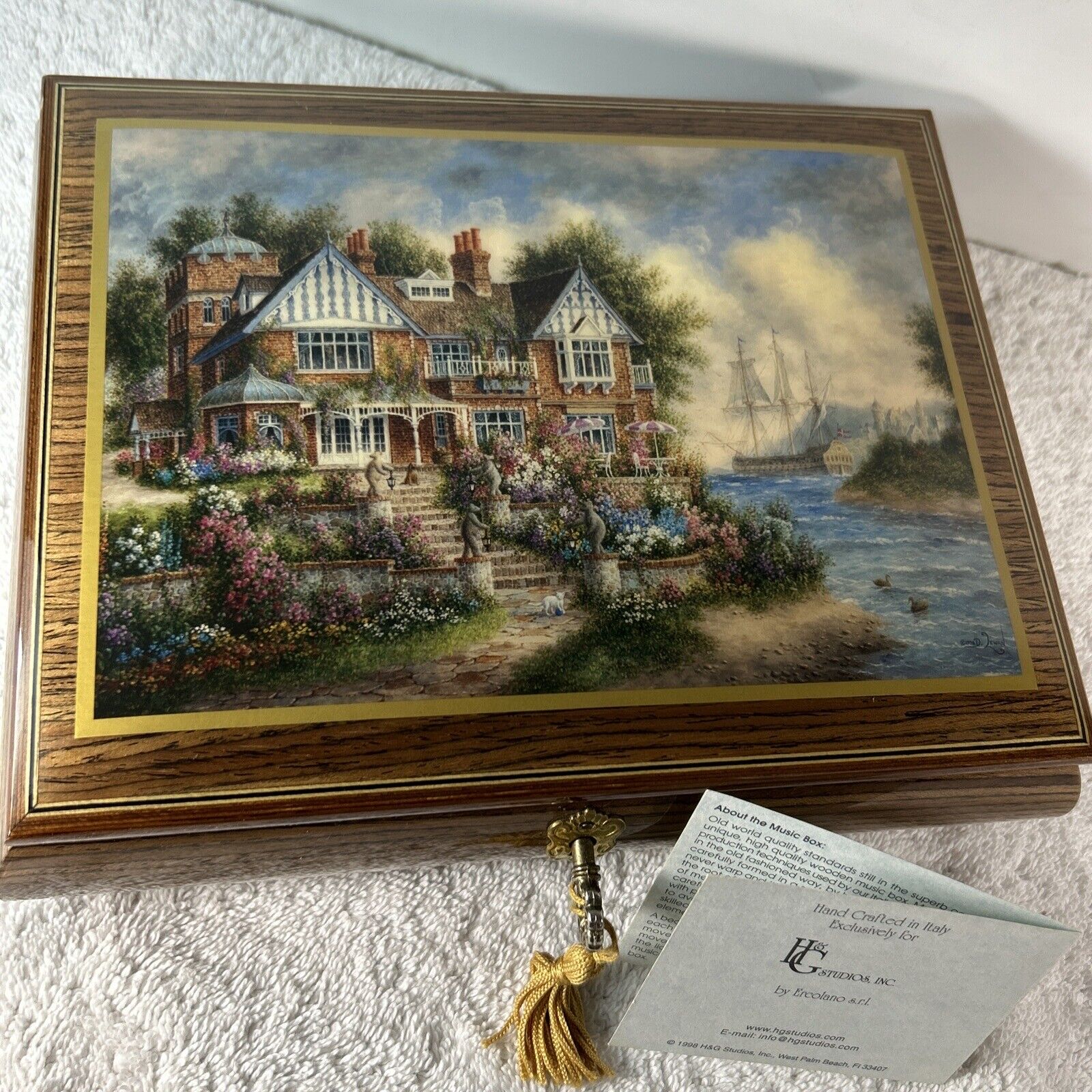 Inlayed Wood Works Art Decor Fine Music Box, Made In Italy, Art By Dennis Lewan