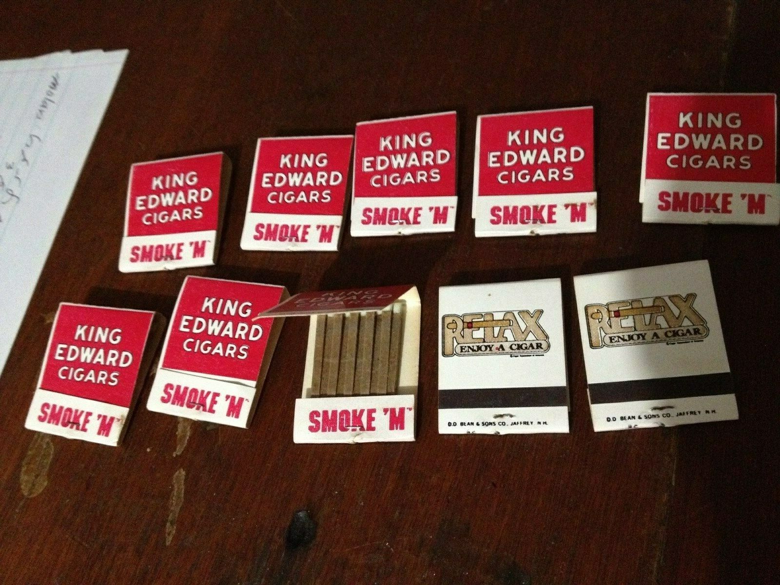 20 vintage King Edward and Swisher Sweets cigar matchbooks - never used.