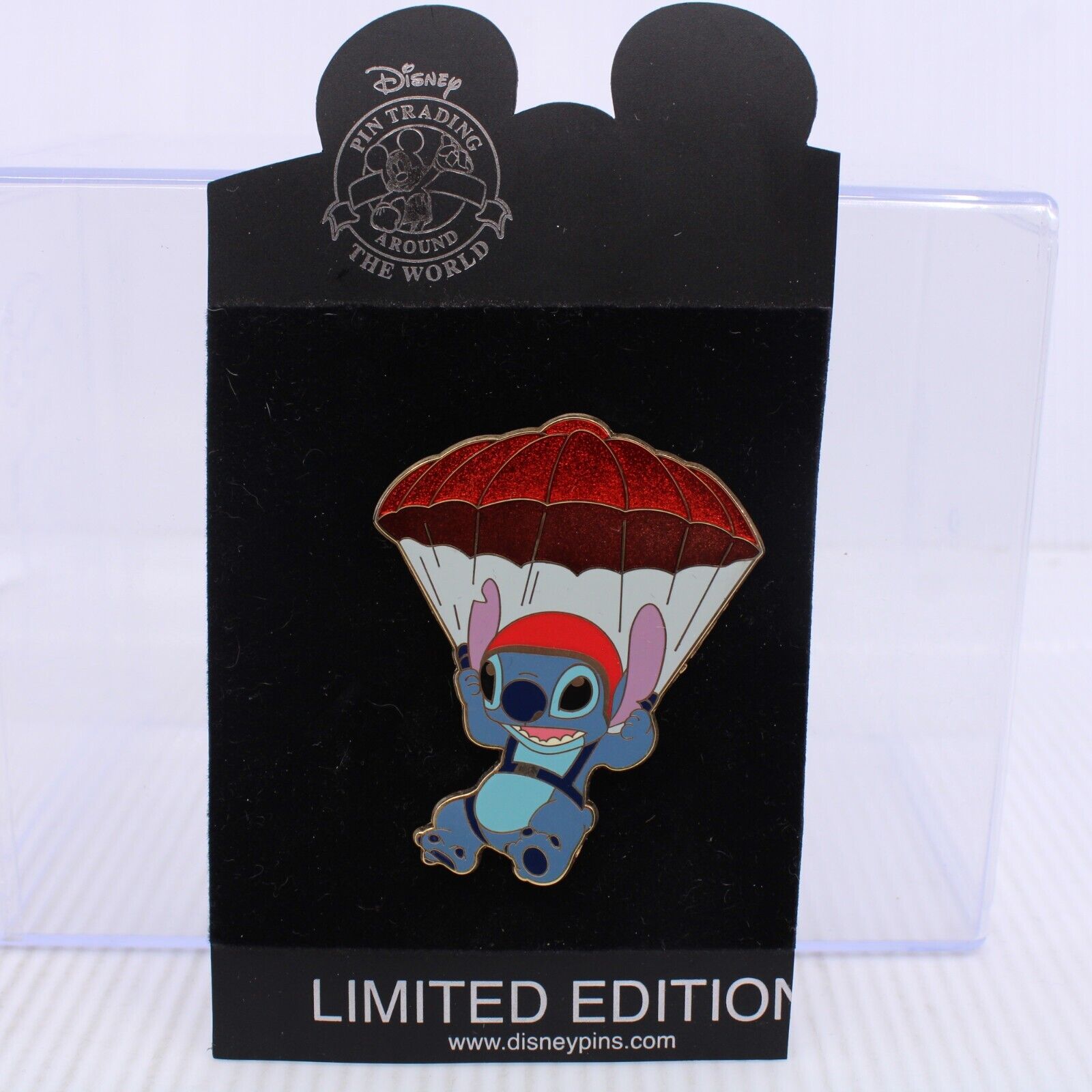 B5 Disney Shopping DS LE 100 Pin Stitch Summer Vacation Skydiving ONLY