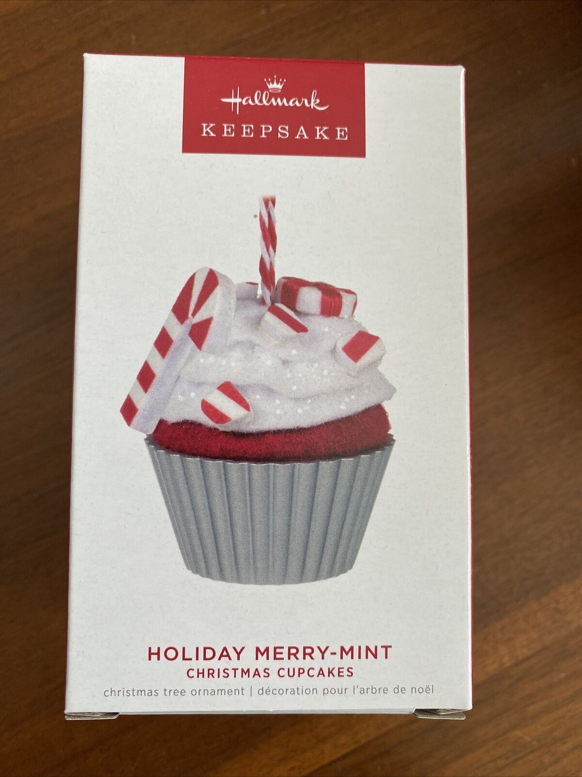 HALLMARK 2022 CHRISTMAS CUPCAKES HOLIDAY MERRY-MINT # 13 IN SERIES ORNAMENT